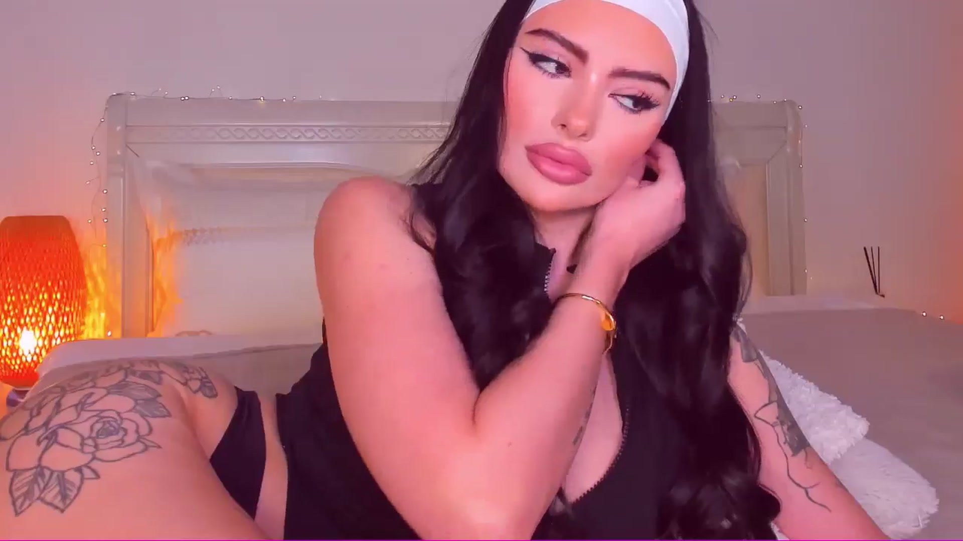 Gallery image thumbnail from Mary_Harris_'s myfreecams stream on, 04/26/2025, 12:51 image 11 of 20