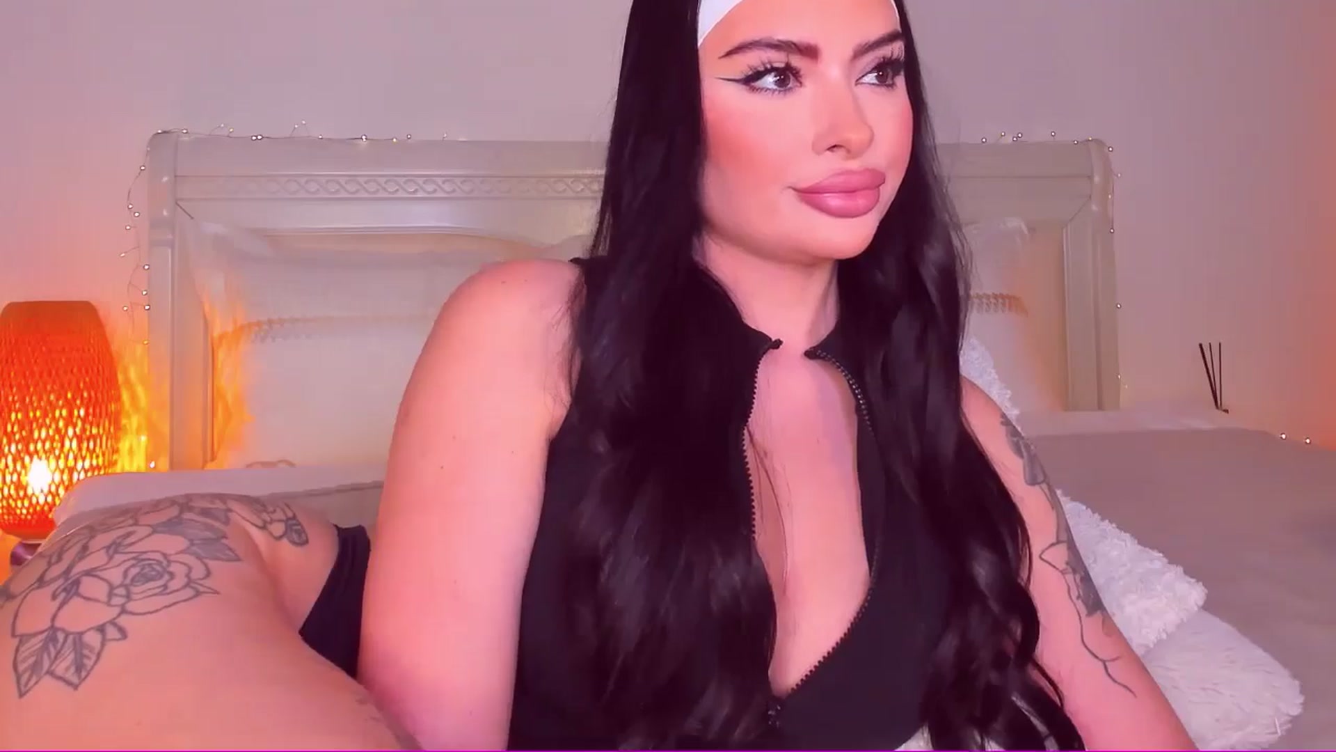 Gallery image thumbnail from Mary_Harris_'s myfreecams stream on, 04/26/2025, 12:51 image 3 of 20