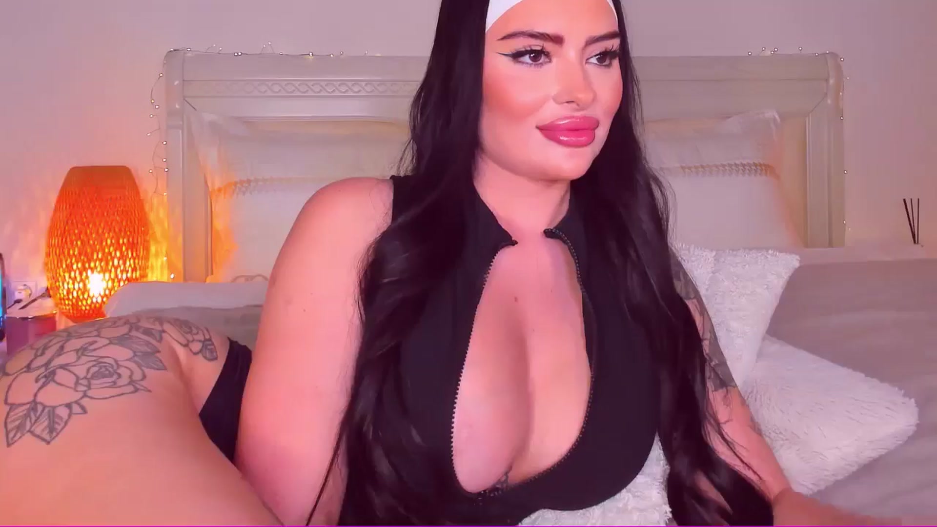 Gallery image thumbnail from Mary_Harris_'s myfreecams stream on, 04/26/2025, 15:35 image 12 of 20