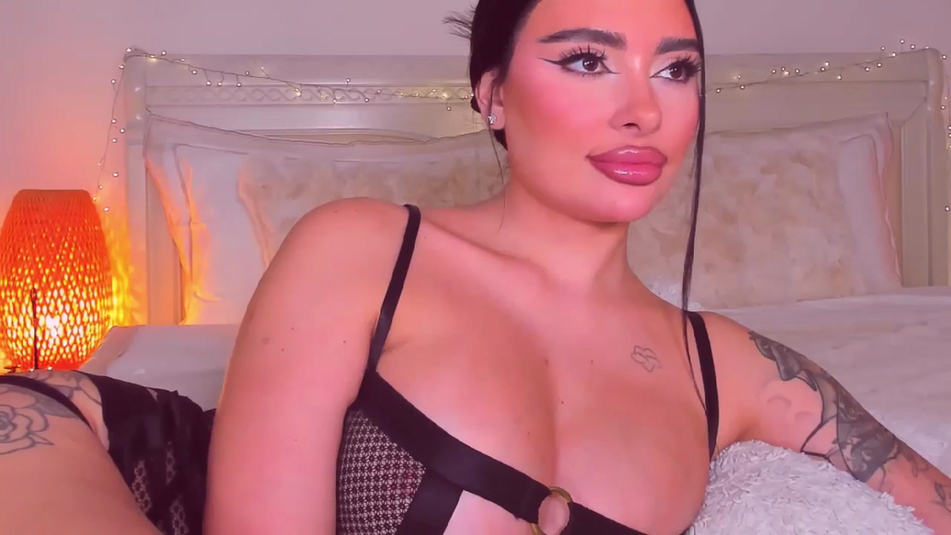 Gallery image thumbnail from Mary_Harris_'s myfreecams stream on, 10/19/2025, 15:57 image 10 of 20