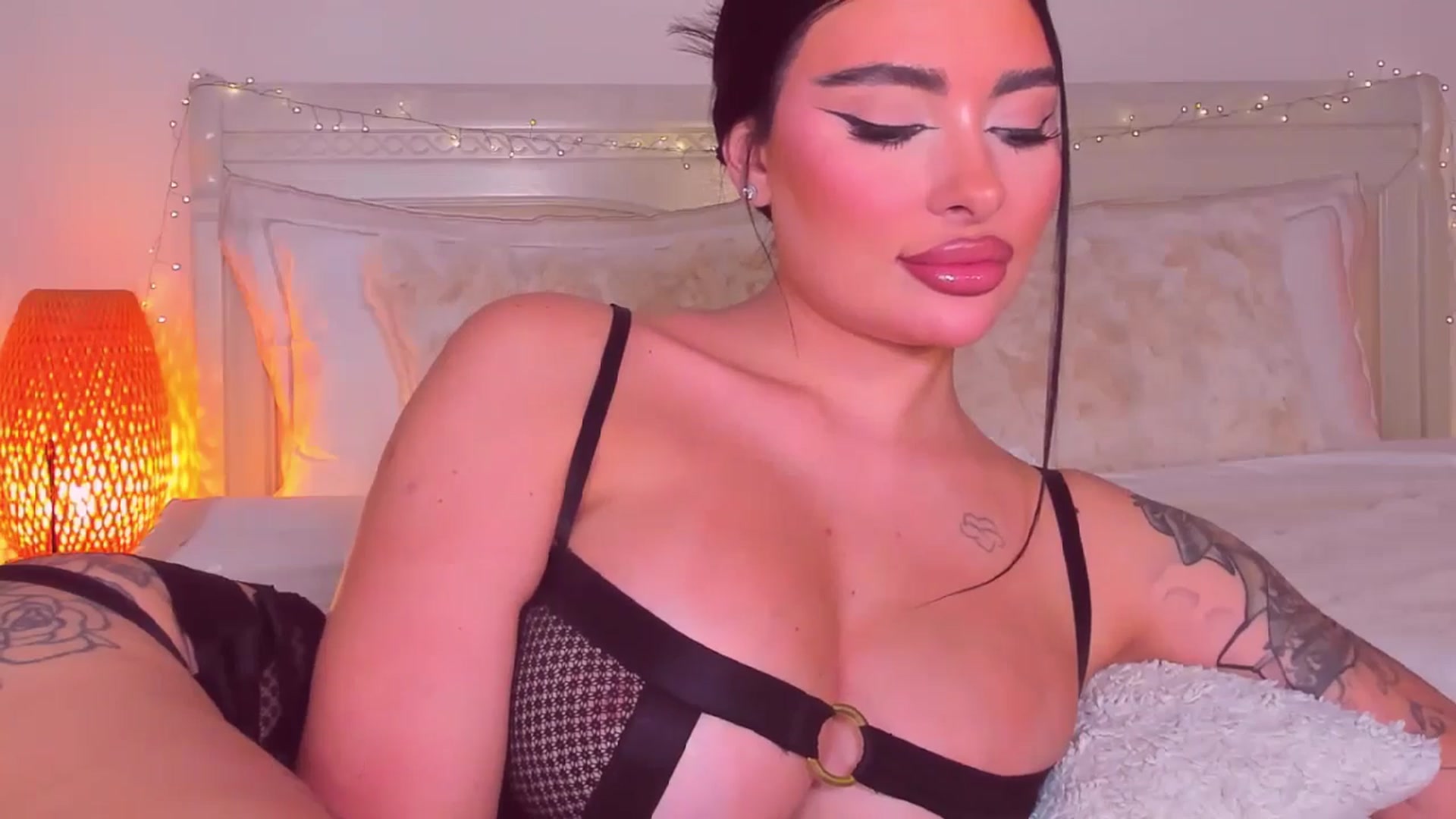 Gallery image thumbnail from Mary_Harris_'s myfreecams stream on, 10/19/2025, 15:57 image 5 of 20