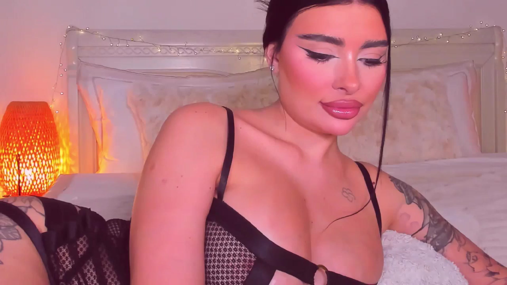 Gallery image thumbnail from Mary_Harris_'s myfreecams stream on, 10/19/2025, 15:57 image 13 of 20