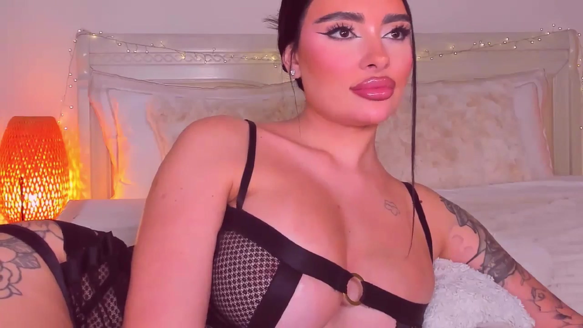 Gallery image thumbnail from Mary_Harris_'s myfreecams stream on, 10/19/2025, 15:57 image 14 of 20