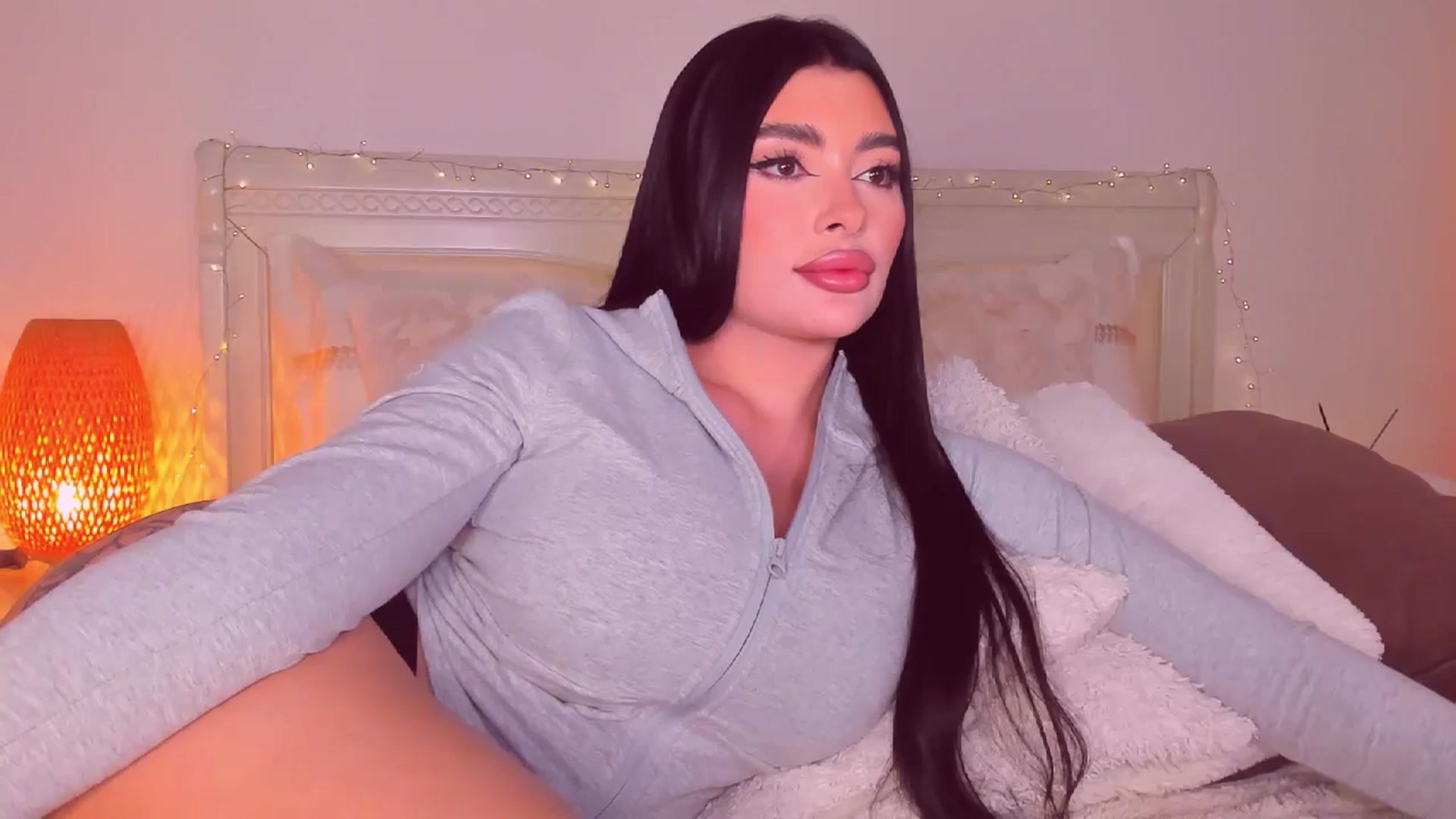 Gallery image thumbnail from Mary_Harris_'s myfreecams stream on, 02/01/2026, 12:53 image 16 of 20