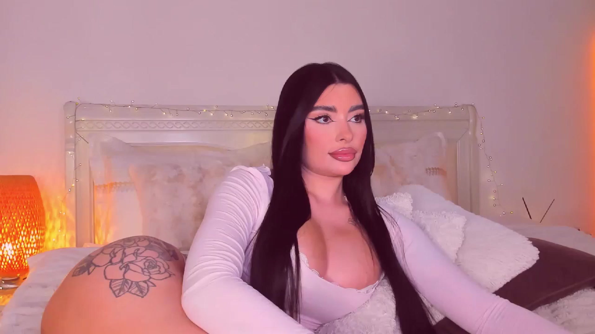 Gallery image thumbnail from Mary_Harris_'s myfreecams stream on, 02/02/2026, 14:47 image 15 of 20