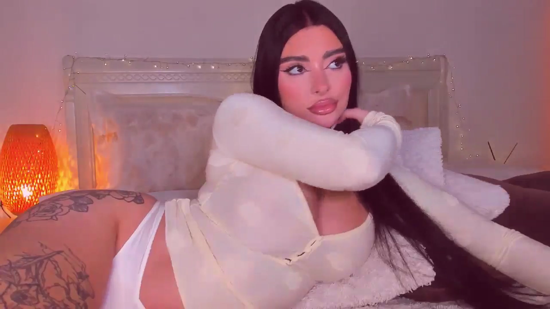 Gallery image thumbnail from Mary_Harris_'s myfreecams stream on, 02/03/2026, 15:33 image 10 of 20