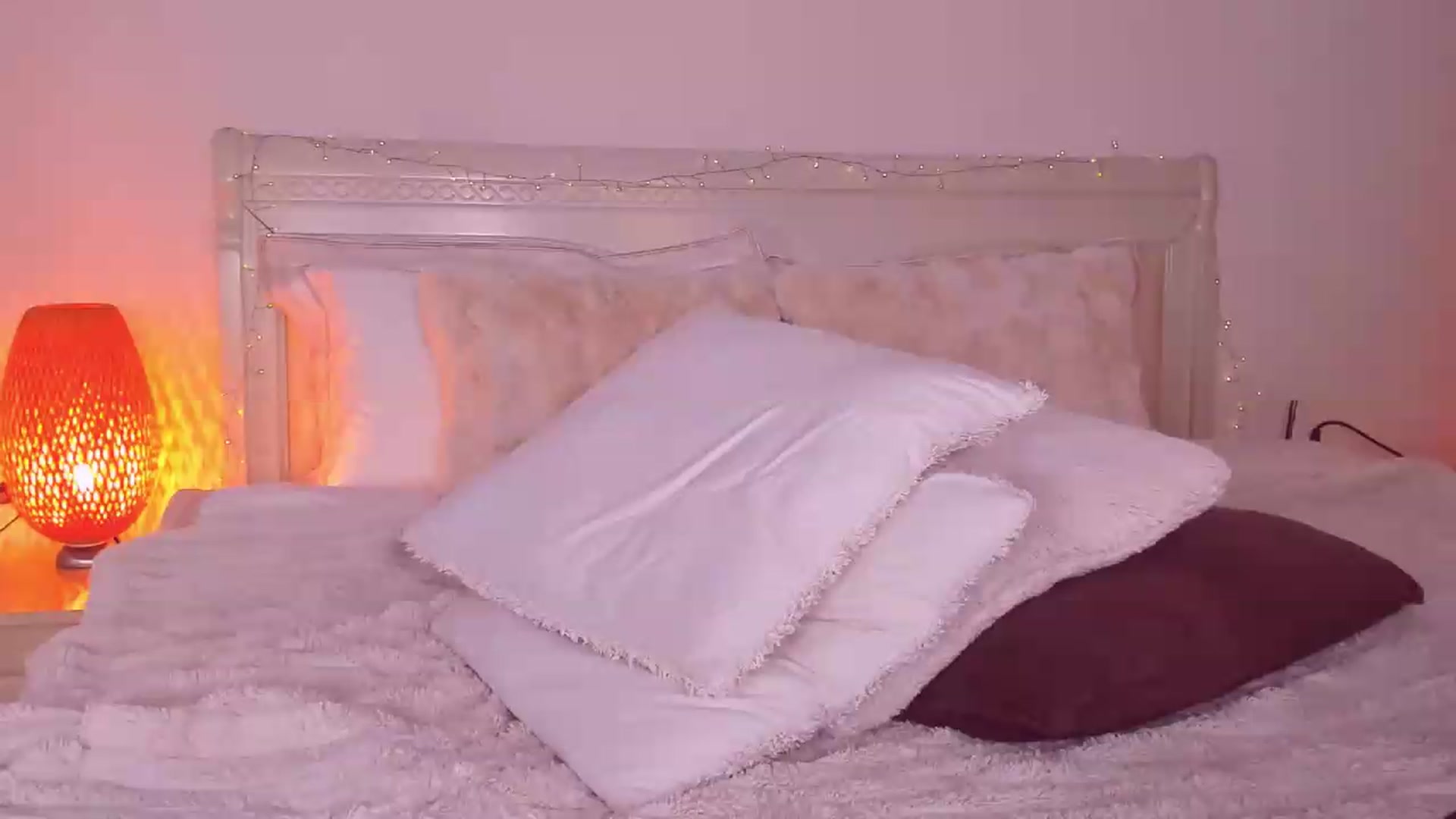 Gallery image thumbnail from Mary_Harris_'s myfreecams stream on, 06/24/2026, 21:02 image 17 of 20