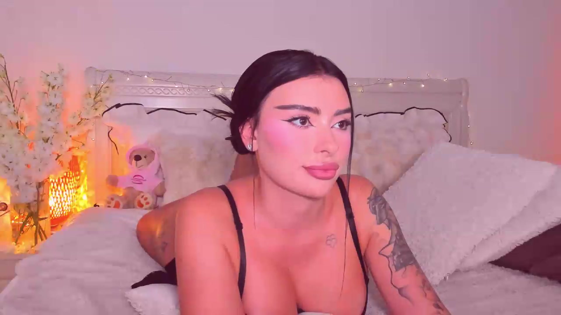 Gallery image thumbnail from Mary_Harris_'s myfreecams stream on, 07/31/2026, 19:06 image 13 of 20