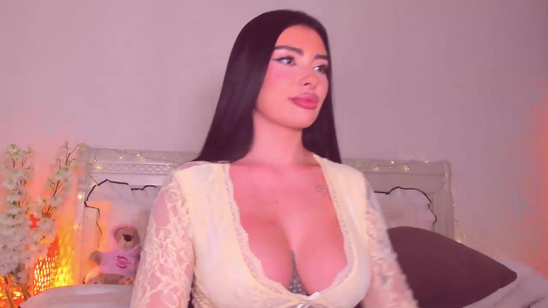 Gallery image thumbnail from Mary_Harris_'s myfreecams stream on, 08/01/2026, 19:15 image 2 of 20