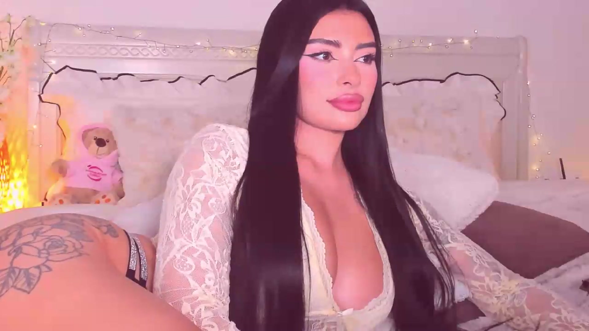 Gallery image thumbnail from Mary_Harris_'s myfreecams stream on, 08/01/2026, 19:45 image 2 of 20