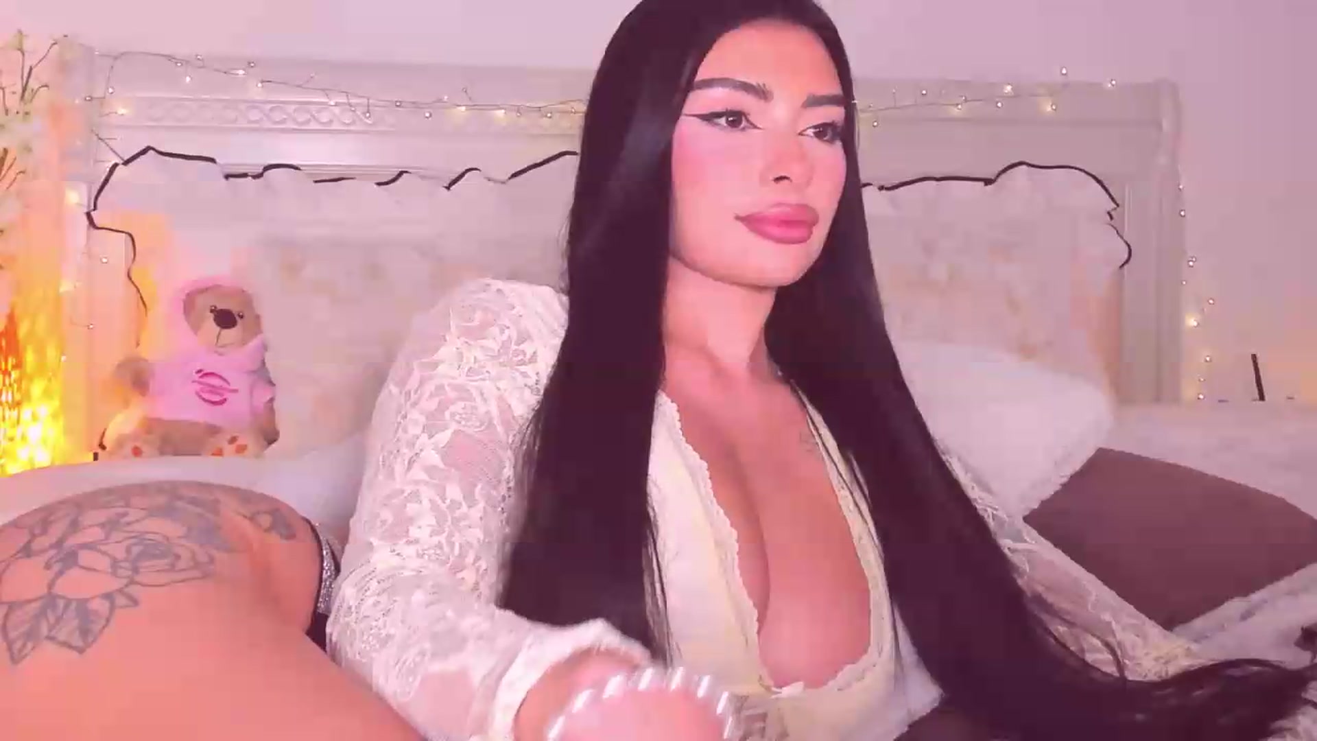 Gallery image thumbnail from Mary_Harris_'s myfreecams stream on, 08/01/2026, 19:45 image 7 of 20