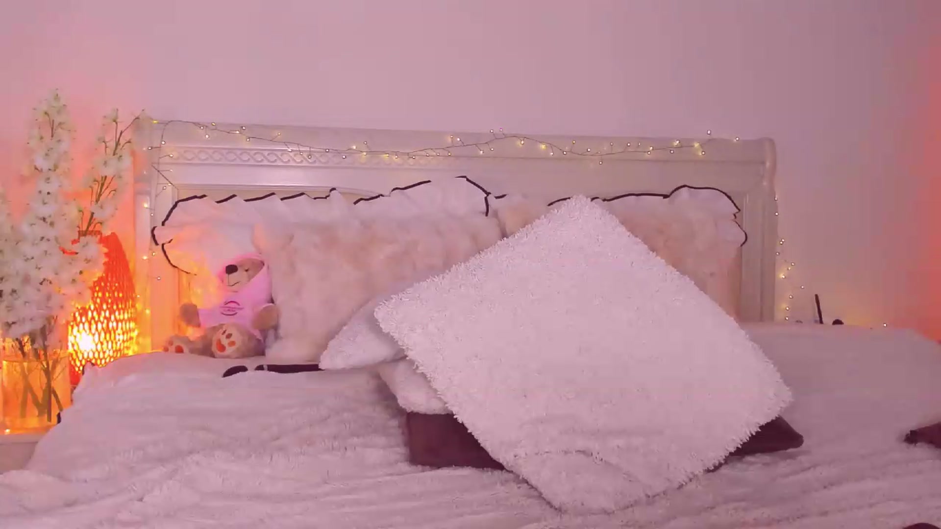 Gallery image thumbnail from Mary_Harris_'s myfreecams stream on, 08/02/2026, 20:24 image 7 of 20