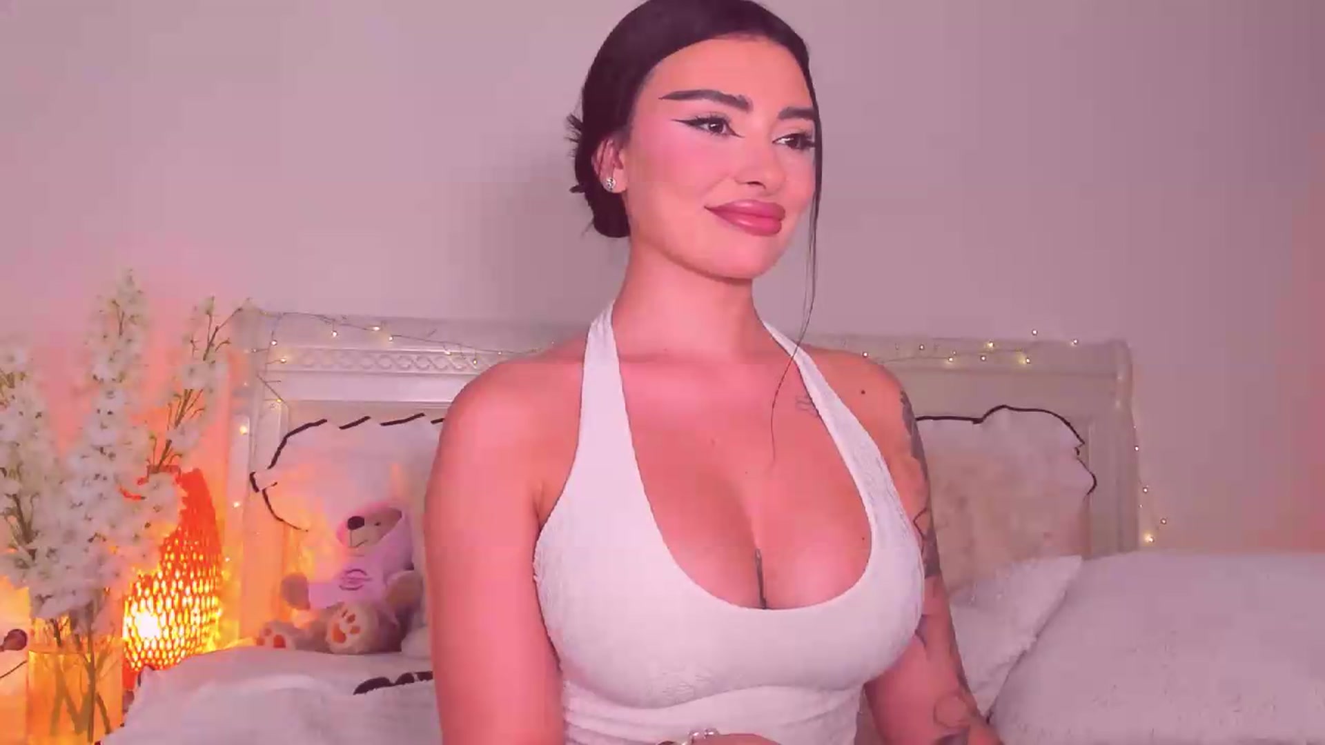 Gallery image thumbnail from Mary_Harris_'s myfreecams stream on, 08/02/2026, 21:33 image 15 of 20