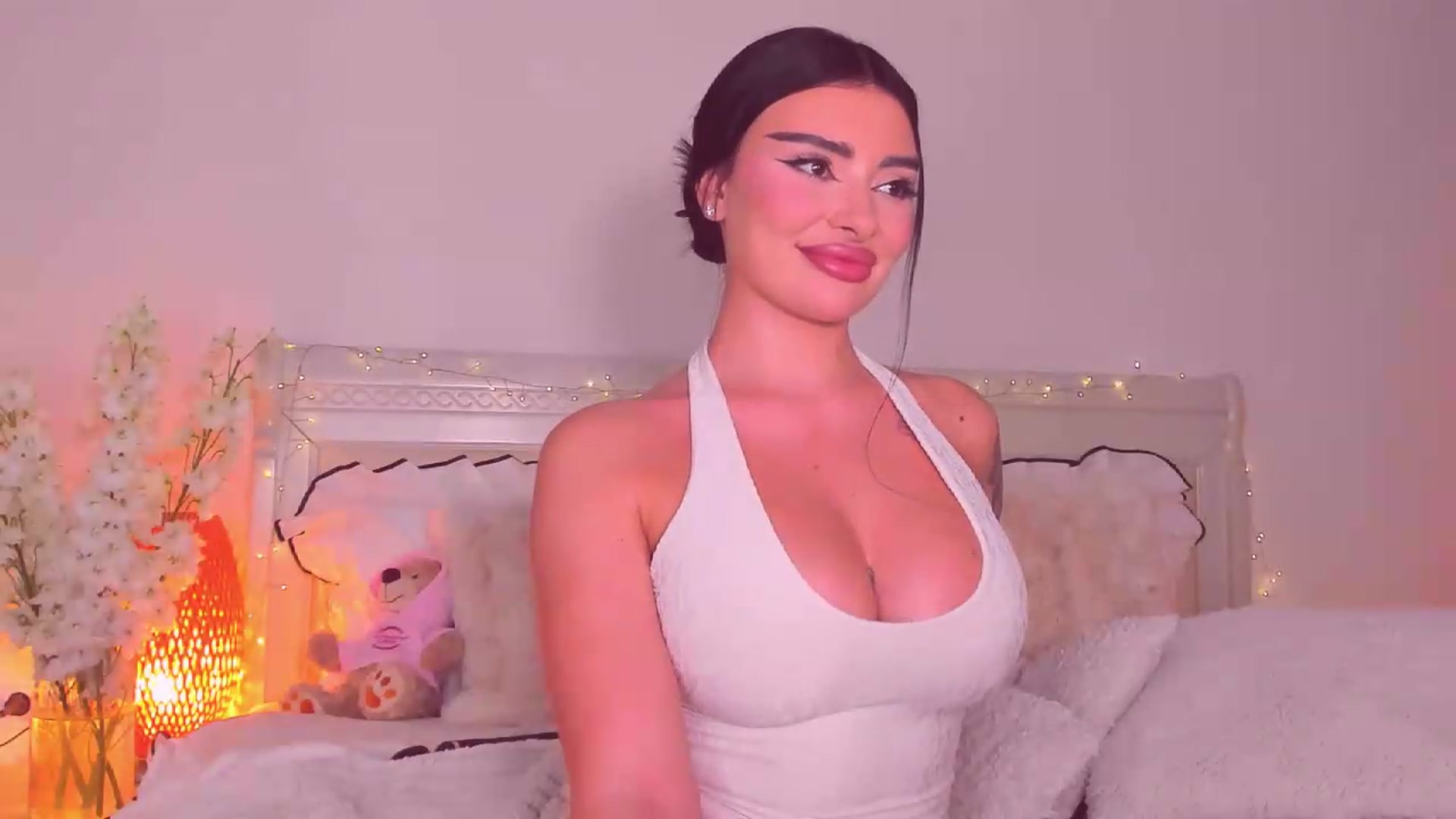 Gallery image thumbnail from Mary_Harris_'s myfreecams stream on, 08/02/2026, 22:33 image 17 of 20