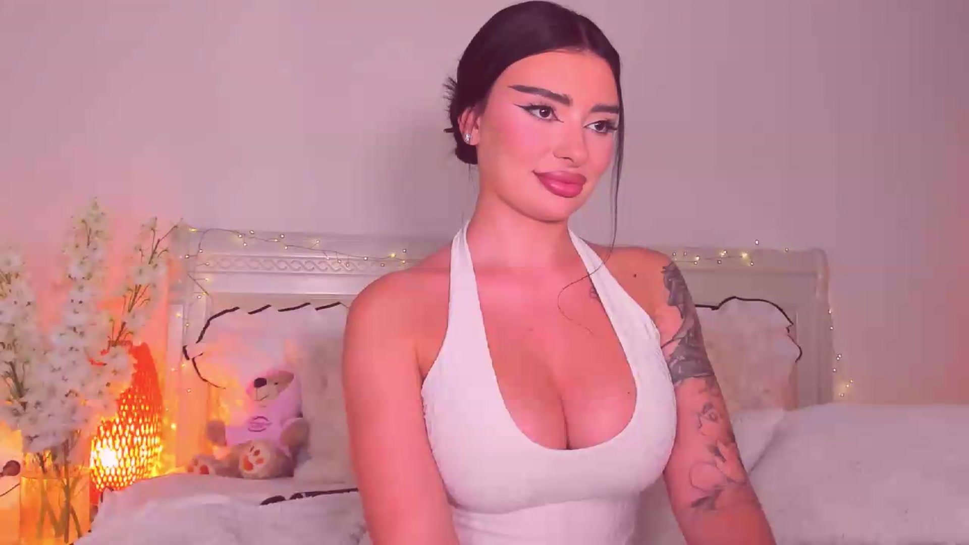 Gallery image thumbnail from Mary_Harris_'s myfreecams stream on, 08/02/2026, 22:33 image 15 of 20