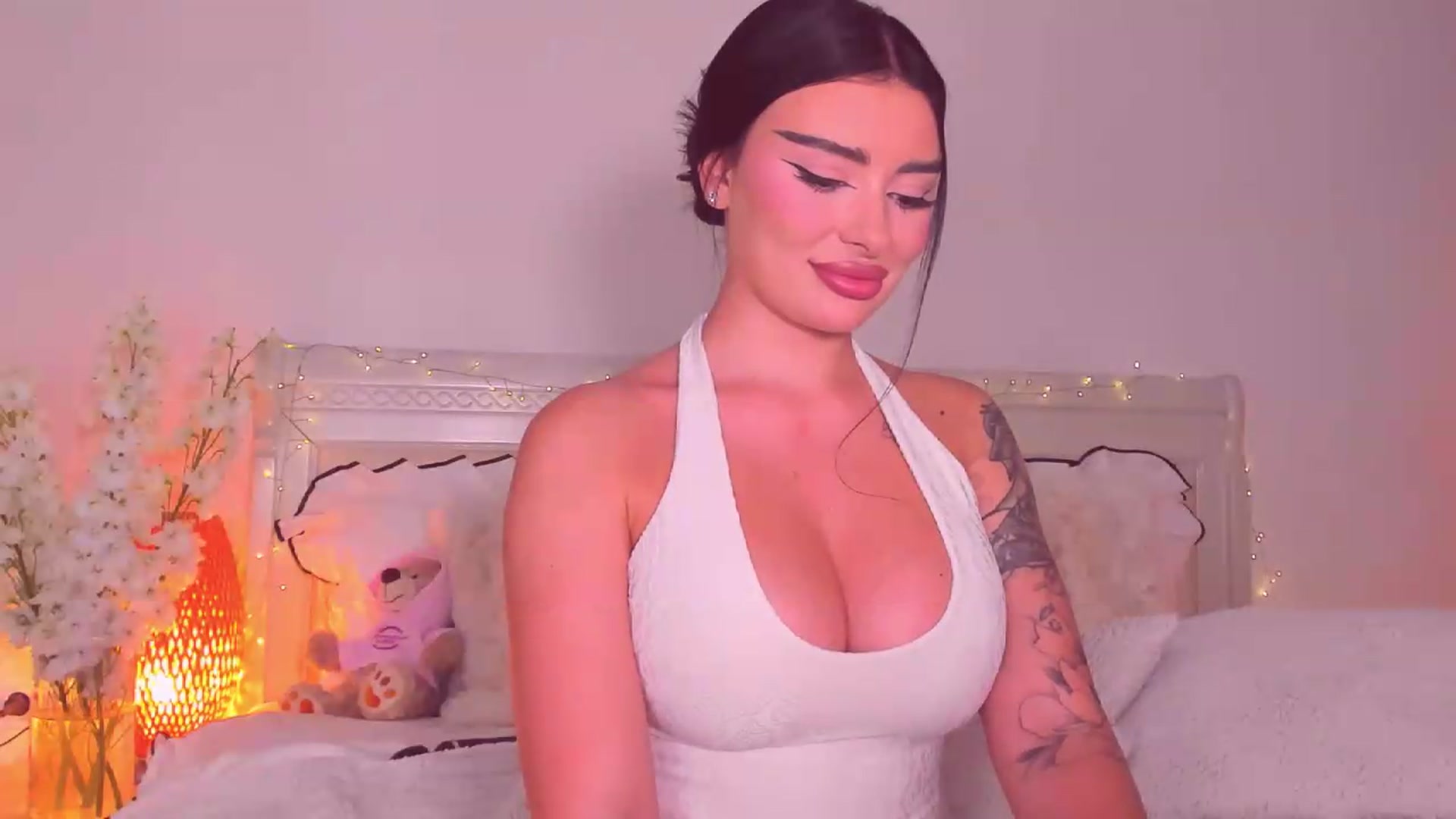 Gallery image thumbnail from Mary_Harris_'s myfreecams stream on, 08/02/2026, 22:33 image 16 of 20