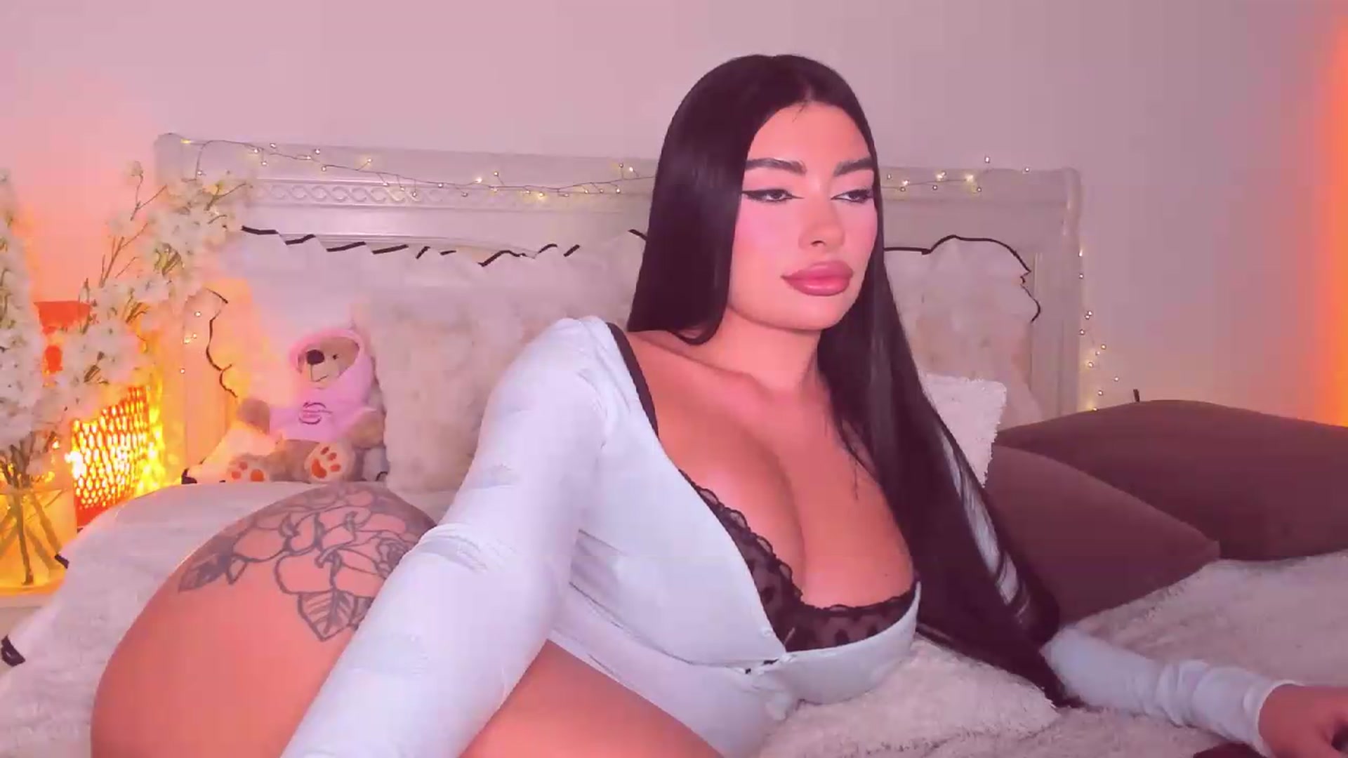 Gallery image thumbnail from Mary_Harris_'s myfreecams stream on, 08/03/2026, 22:11 image 12 of 20