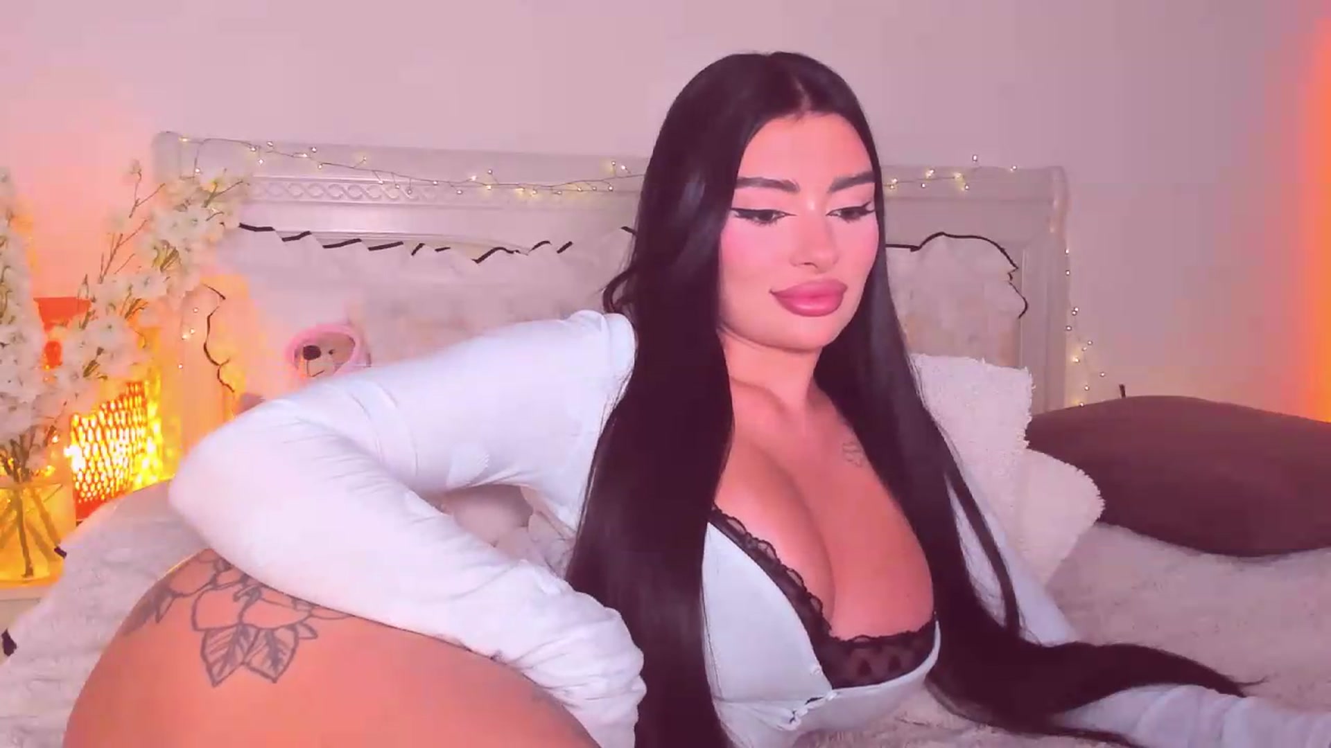 Gallery image thumbnail from Mary_Harris_'s myfreecams stream on, 08/03/2026, 23:44 image 2 of 20
