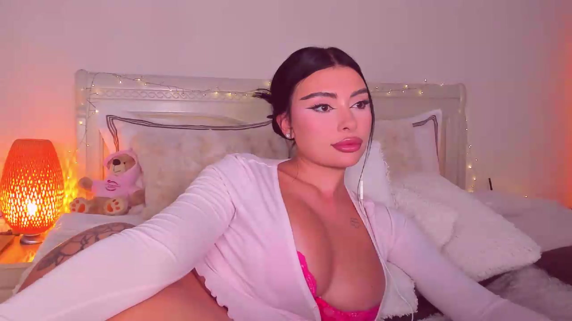 Gallery image thumbnail from Mary_Harris_'s myfreecams stream on, 08/08/2026, 20:15 image 6 of 20