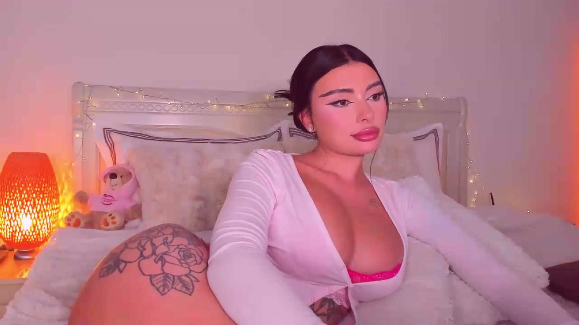 Gallery image thumbnail from Mary_Harris_'s myfreecams stream on, 08/08/2026, 20:15 image 16 of 20