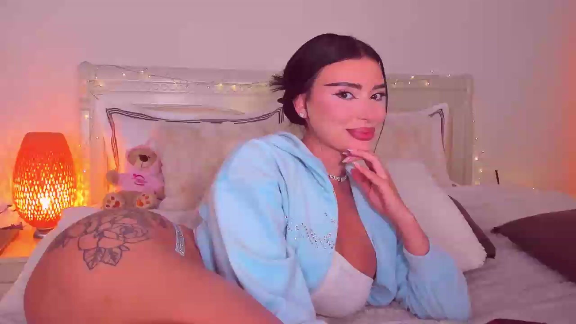 Gallery image thumbnail from Mary_Harris_'s myfreecams stream on, 08/11/2026, 23:45 image 15 of 20