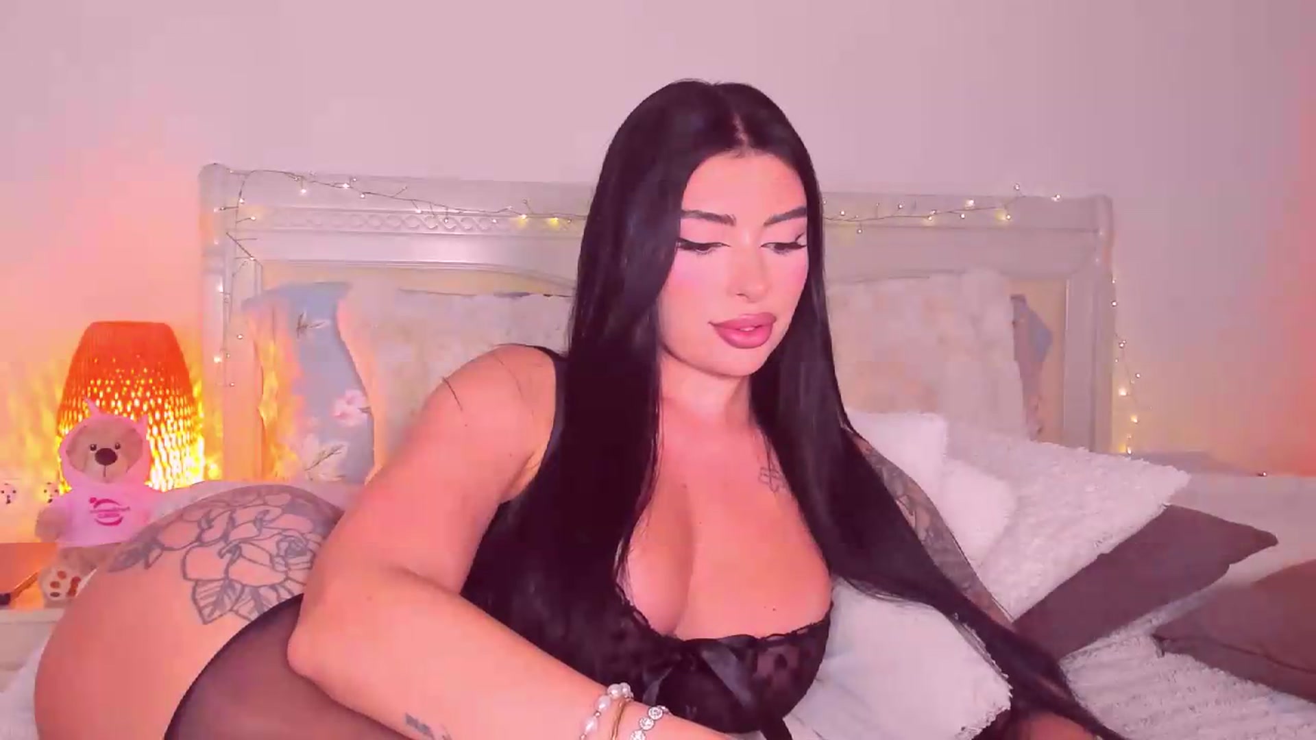 Gallery image thumbnail from Mary_Harris_'s myfreecams stream on, 08/20/2026, 22:22 image 13 of 20