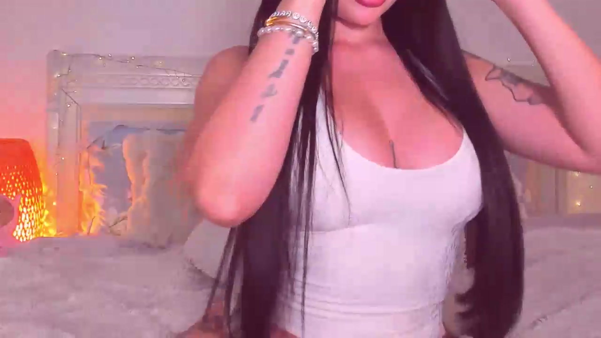 Gallery image thumbnail from Mary_Harris_'s myfreecams stream on, 08/25/2026, 24:59 image 17 of 20
