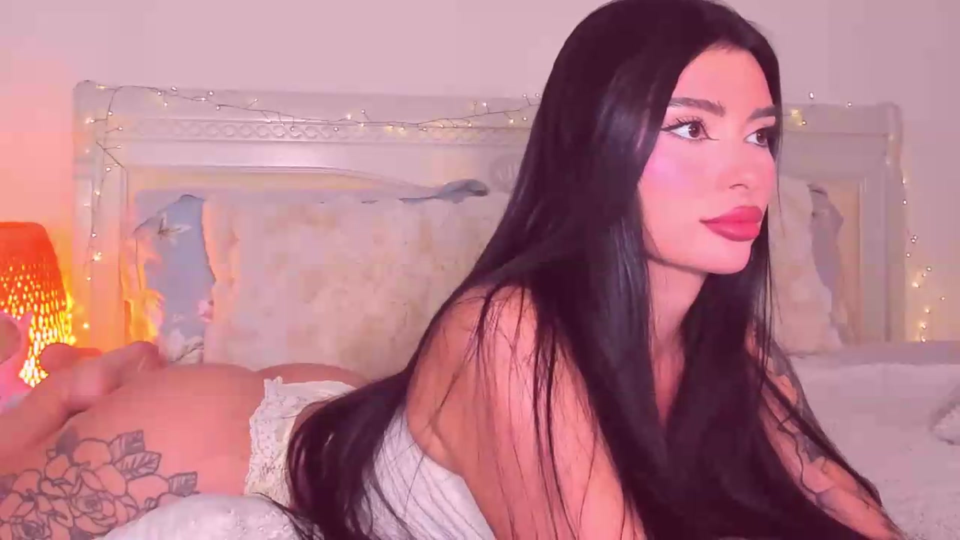 Gallery image thumbnail from Mary_Harris_'s myfreecams stream on, 08/25/2026, 24:59 image 4 of 20