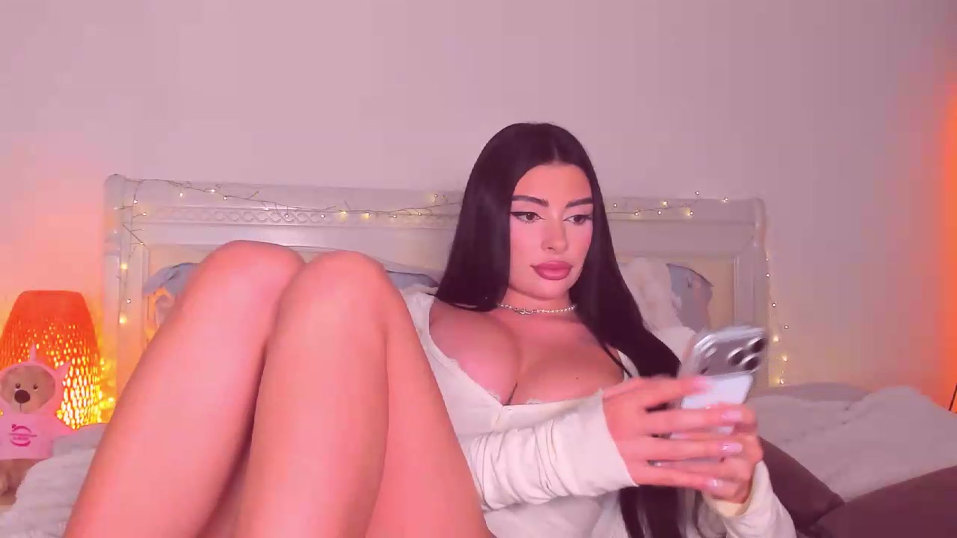 Gallery image thumbnail from Mary_Harris_'s myfreecams stream on, 08/28/2026, 20:20 image 3 of 20