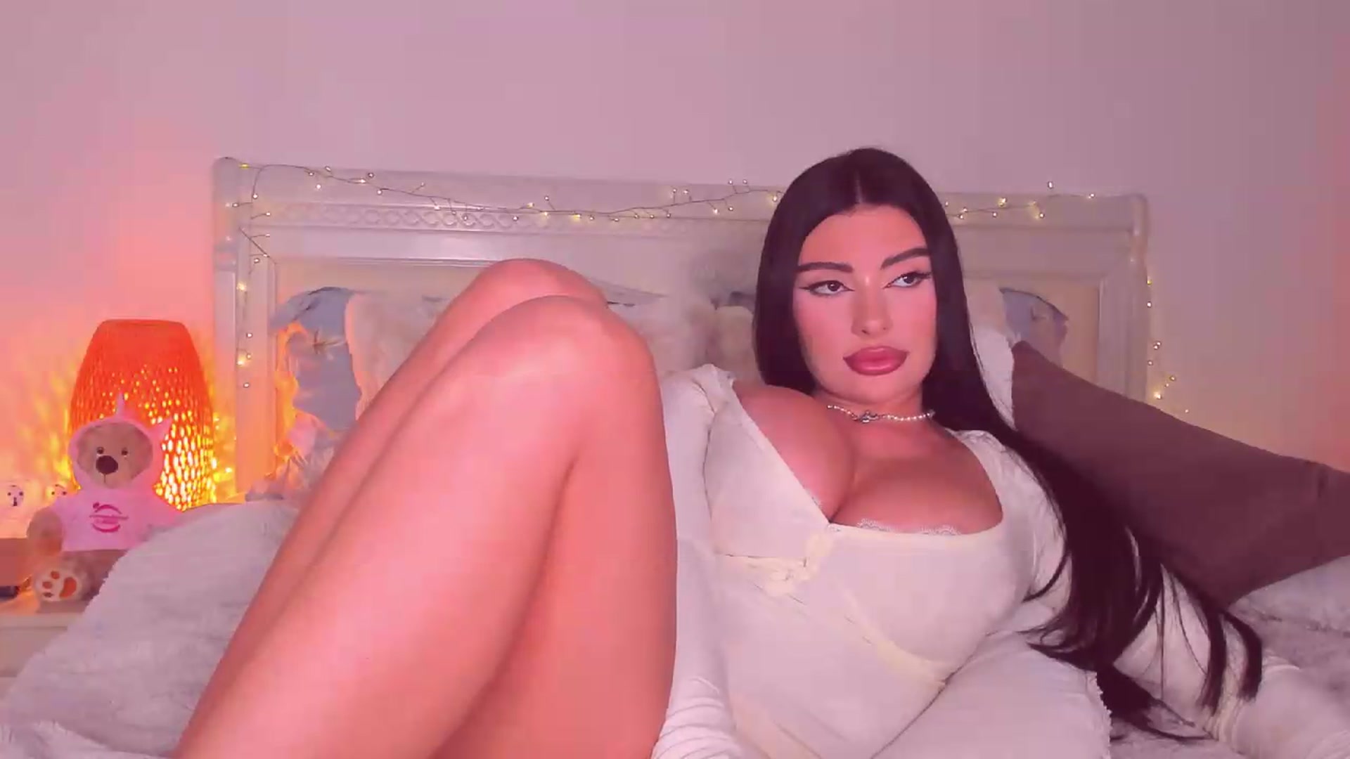 Gallery image thumbnail from Mary_Harris_'s myfreecams stream on, 08/28/2026, 22:43 image 11 of 20