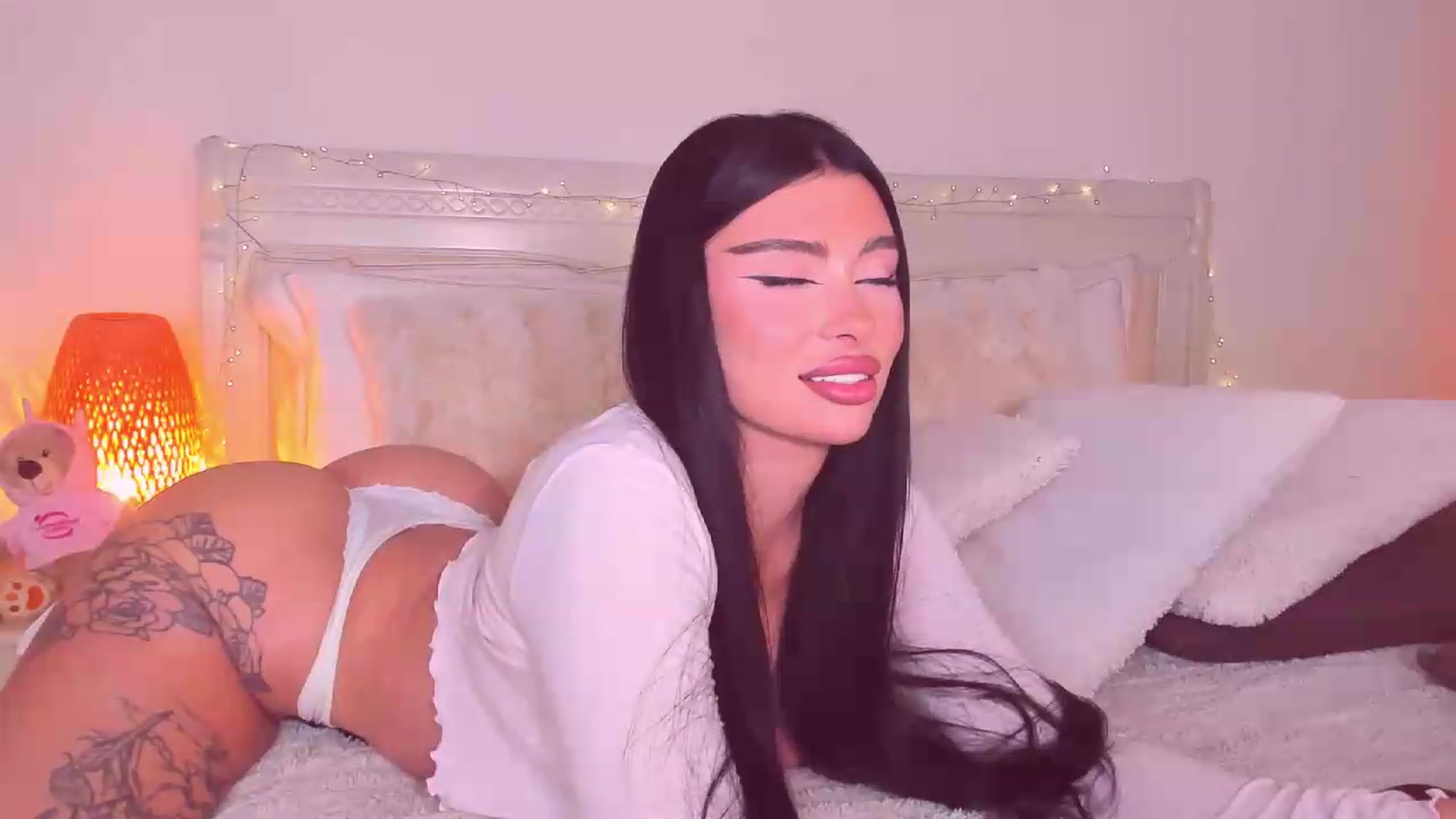 Gallery image thumbnail from Mary_Harris_'s myfreecams stream on, 09/01/2026, 18:04 image 19 of 20