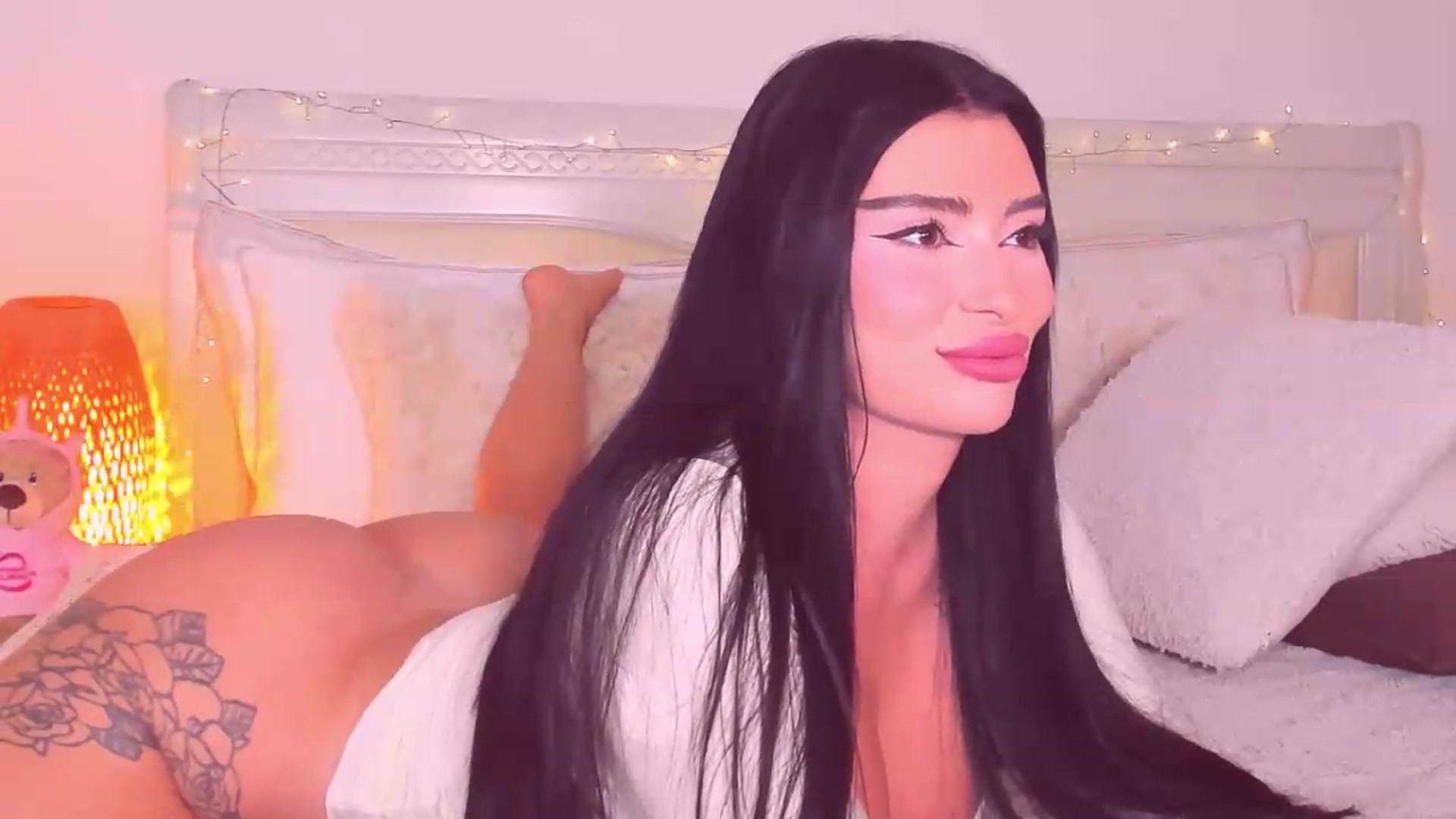 Gallery image thumbnail from Mary_Harris_'s myfreecams stream on, 09/08/2026, 05:30 image 16 of 20