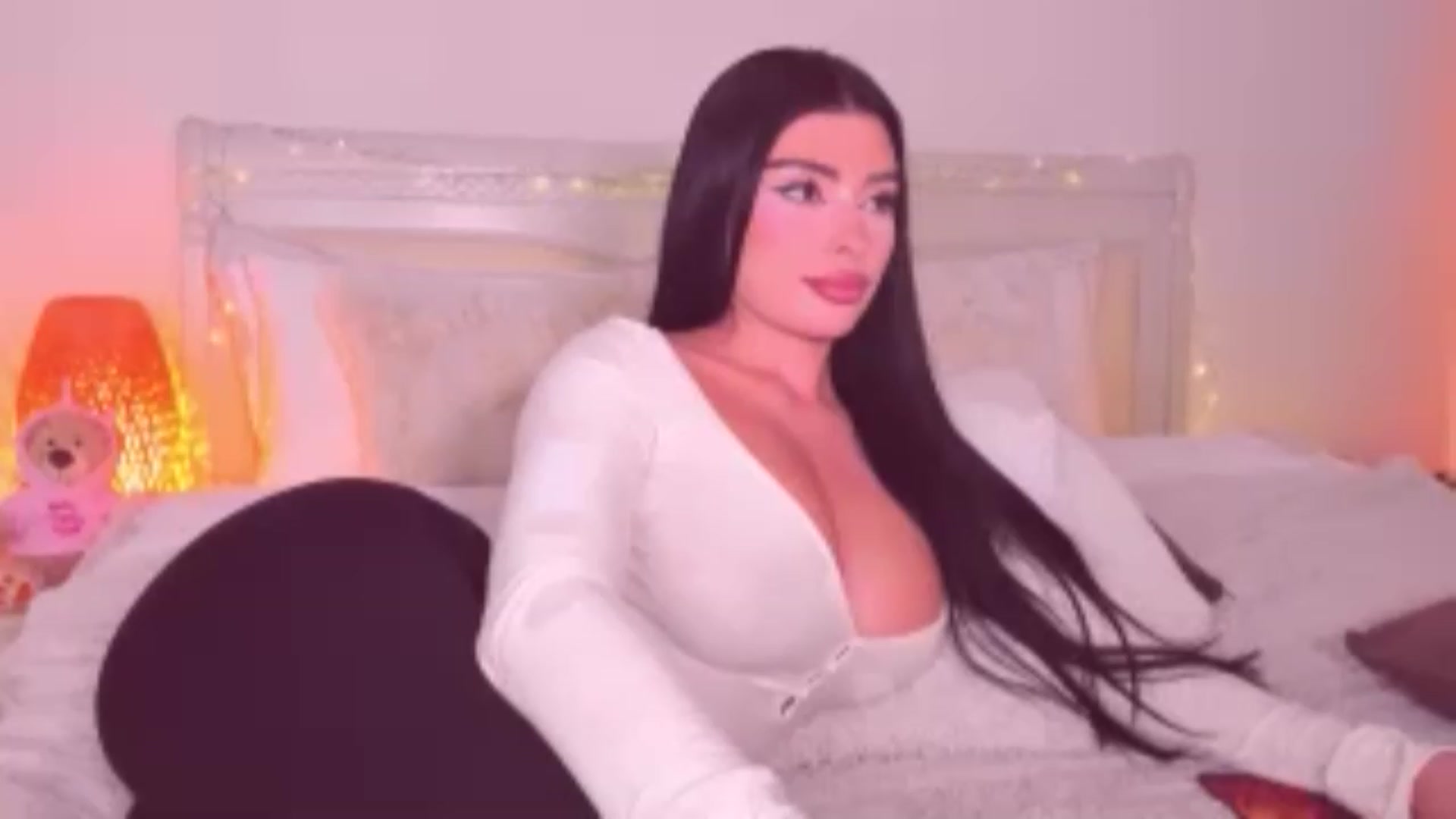 Gallery image thumbnail from Mary_Harris_'s myfreecams stream on, 09/08/2026, 12:22 image 15 of 20