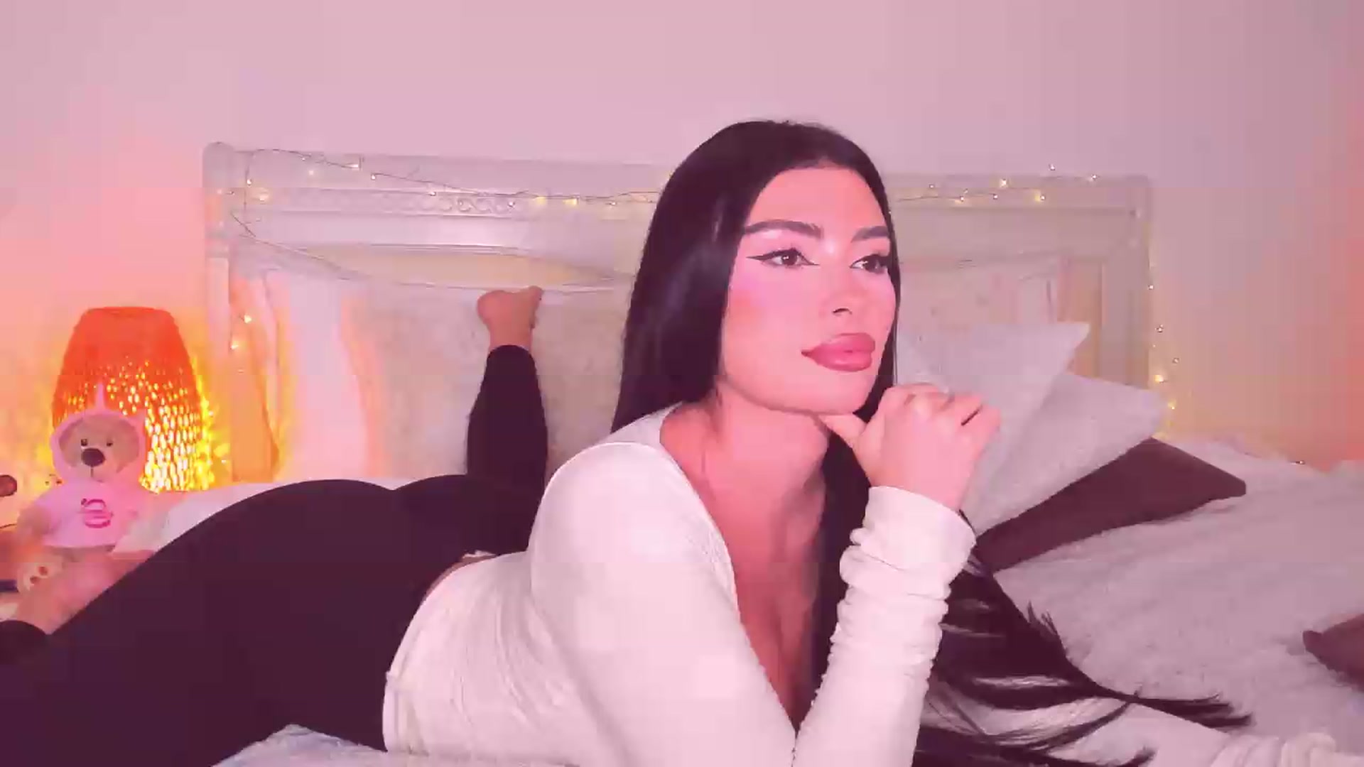 Gallery image thumbnail from Mary_Harris_'s myfreecams stream on, 09/08/2026, 12:22 image 1 of 20