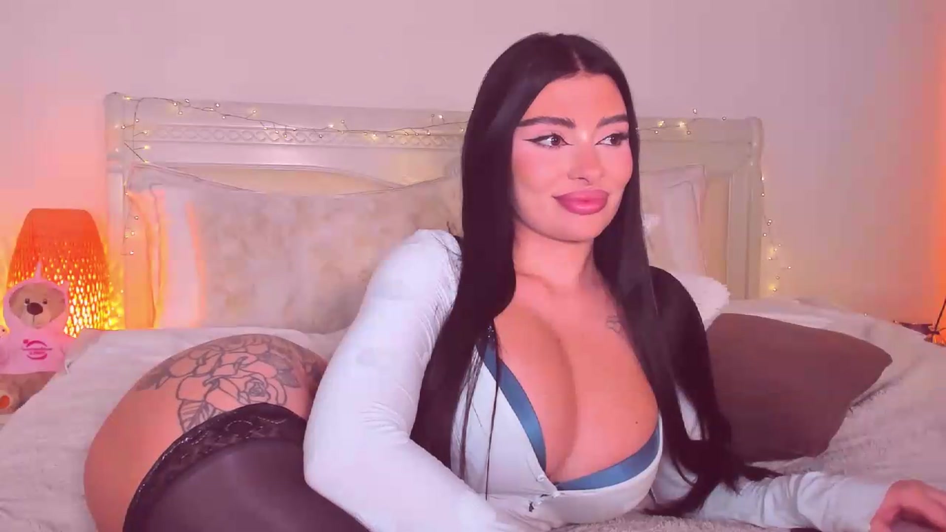 Gallery image thumbnail from Mary_Harris_'s myfreecams stream on, 09/10/2026, 07:45 image 14 of 20
