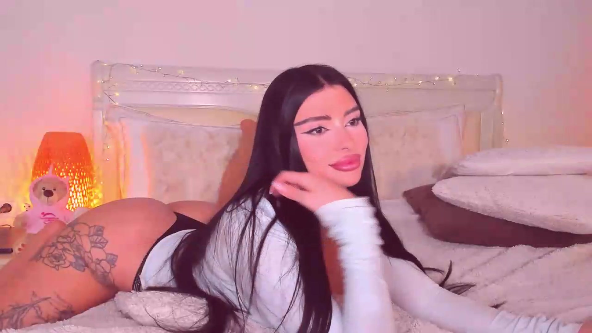 Gallery image thumbnail from Mary_Harris_'s myfreecams stream on, 09/10/2026, 09:35 image 13 of 20