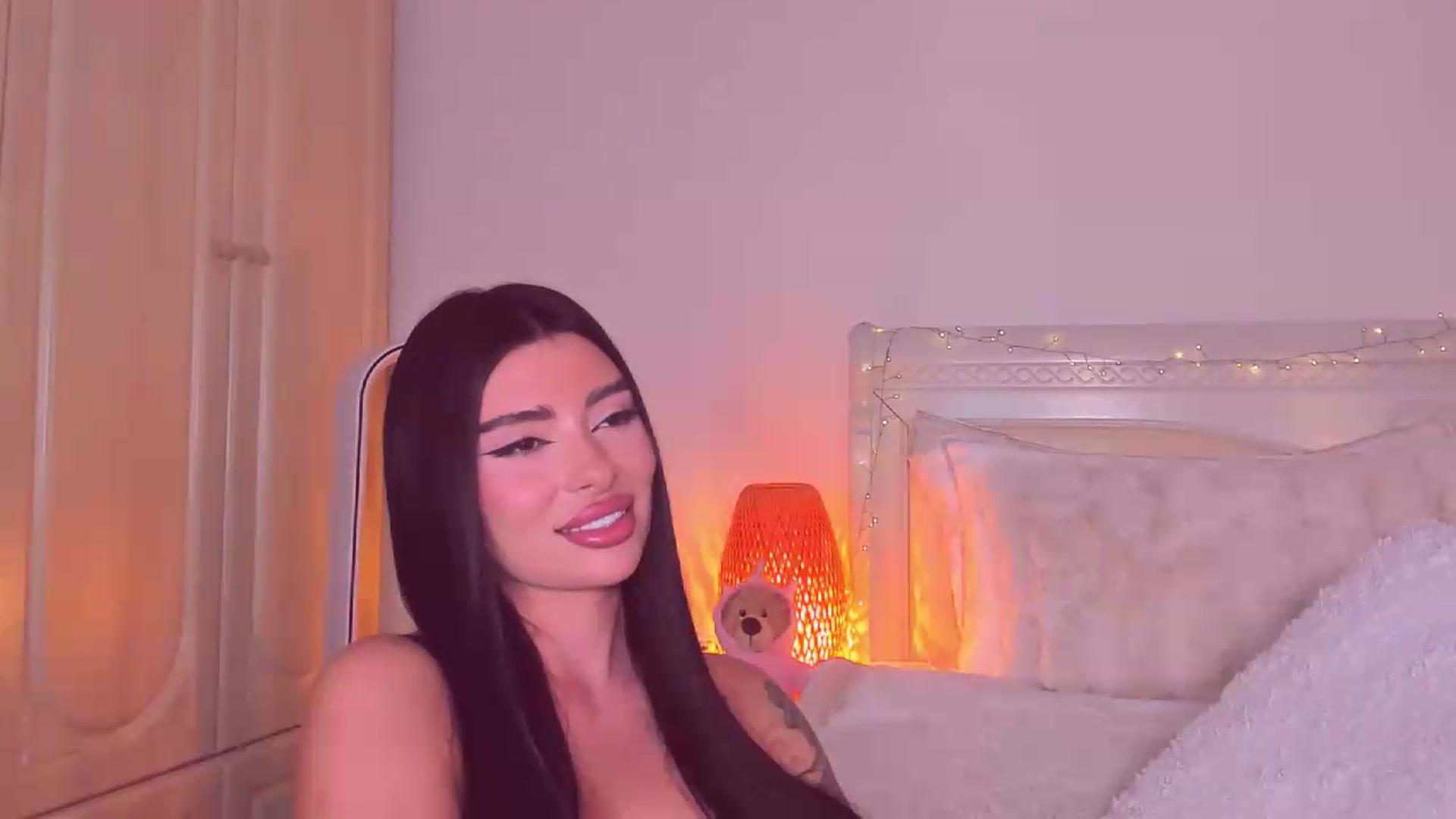 Gallery image thumbnail from Mary_Harris_'s myfreecams stream on, 09/12/2026, 04:37 image 9 of 20