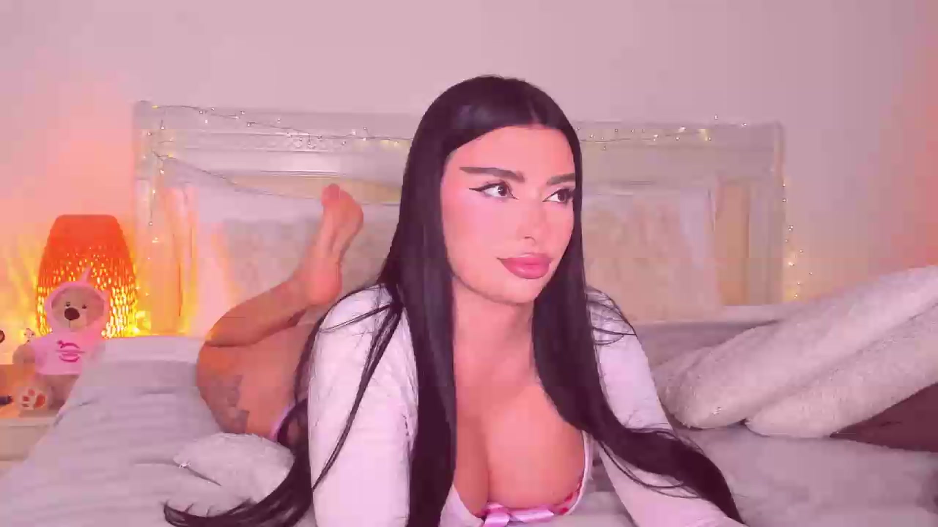 Gallery image thumbnail from Mary_Harris_'s myfreecams stream on, 09/13/2026, 08:22 image 7 of 20