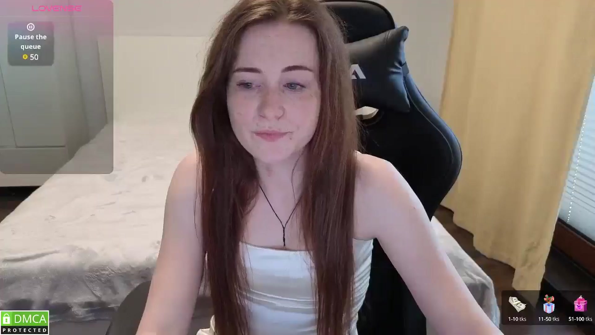 Gallery image thumbnail from Mary_Moonn's myfreecams stream on, 06/15/2025, 15:35 image 19 of 20