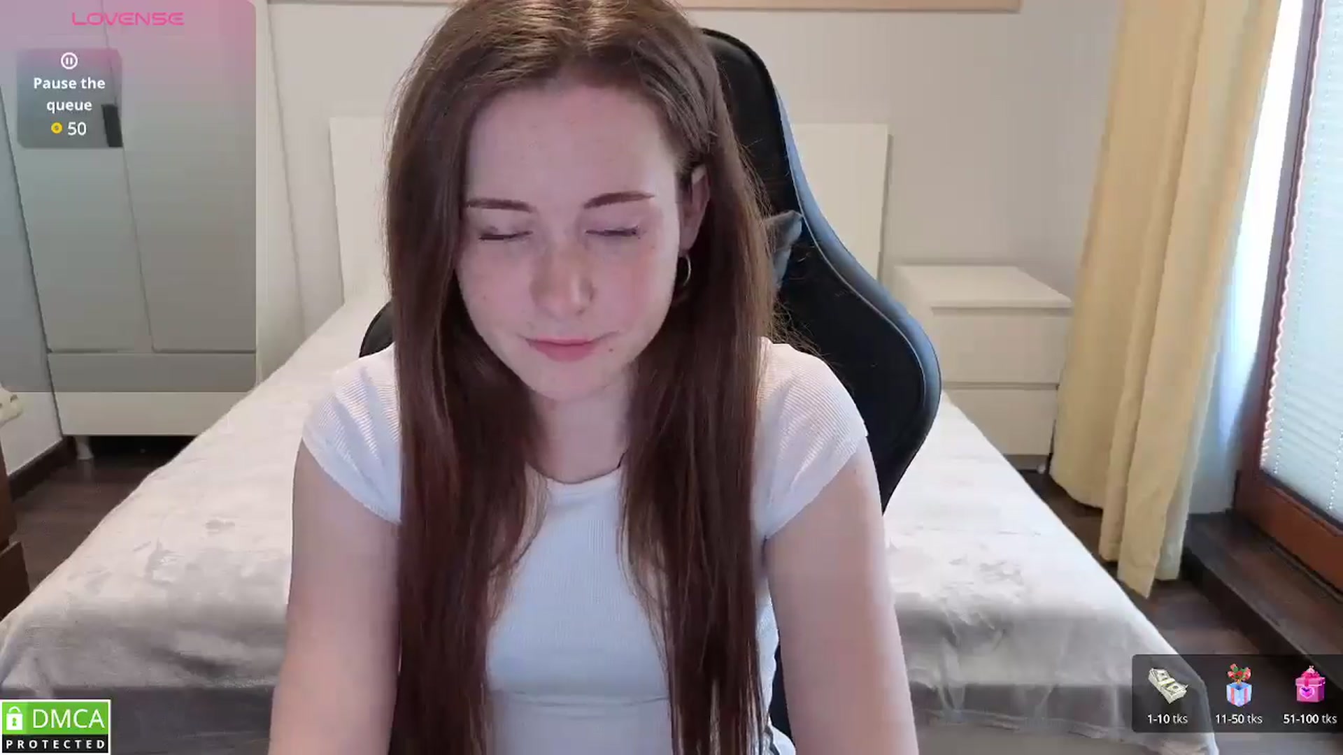 Gallery image thumbnail from Mary_Moonn's myfreecams stream on, 06/20/2025, 13:01 image 8 of 20