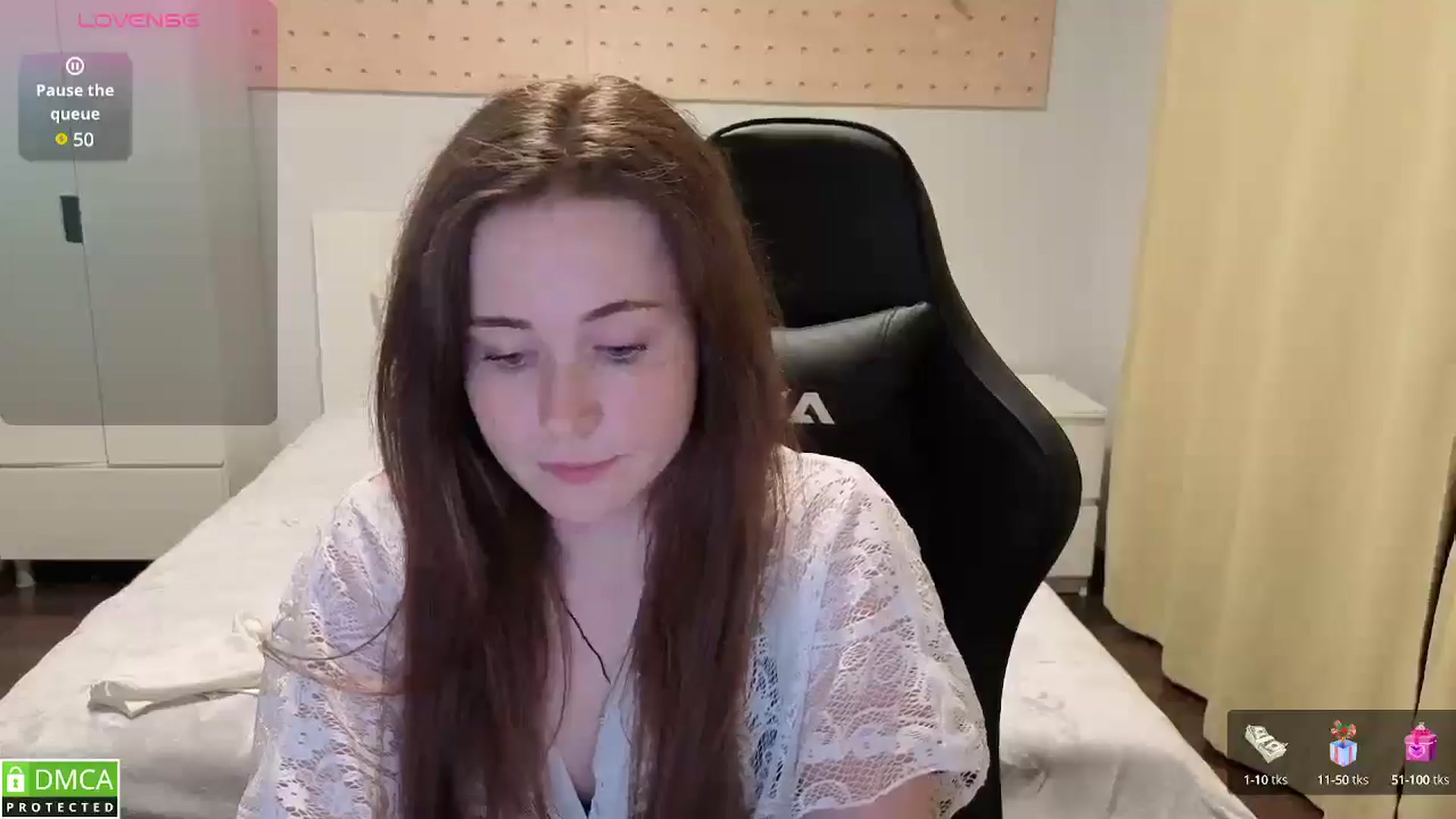 Gallery image thumbnail from Mary_Moonn's myfreecams stream on, 06/20/2025, 19:33 image 18 of 20