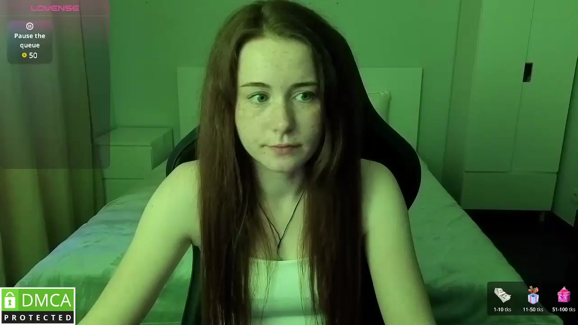 Gallery image thumbnail from Mary_Moonn's myfreecams stream on, 07/05/2025, 17:18 image 9 of 20