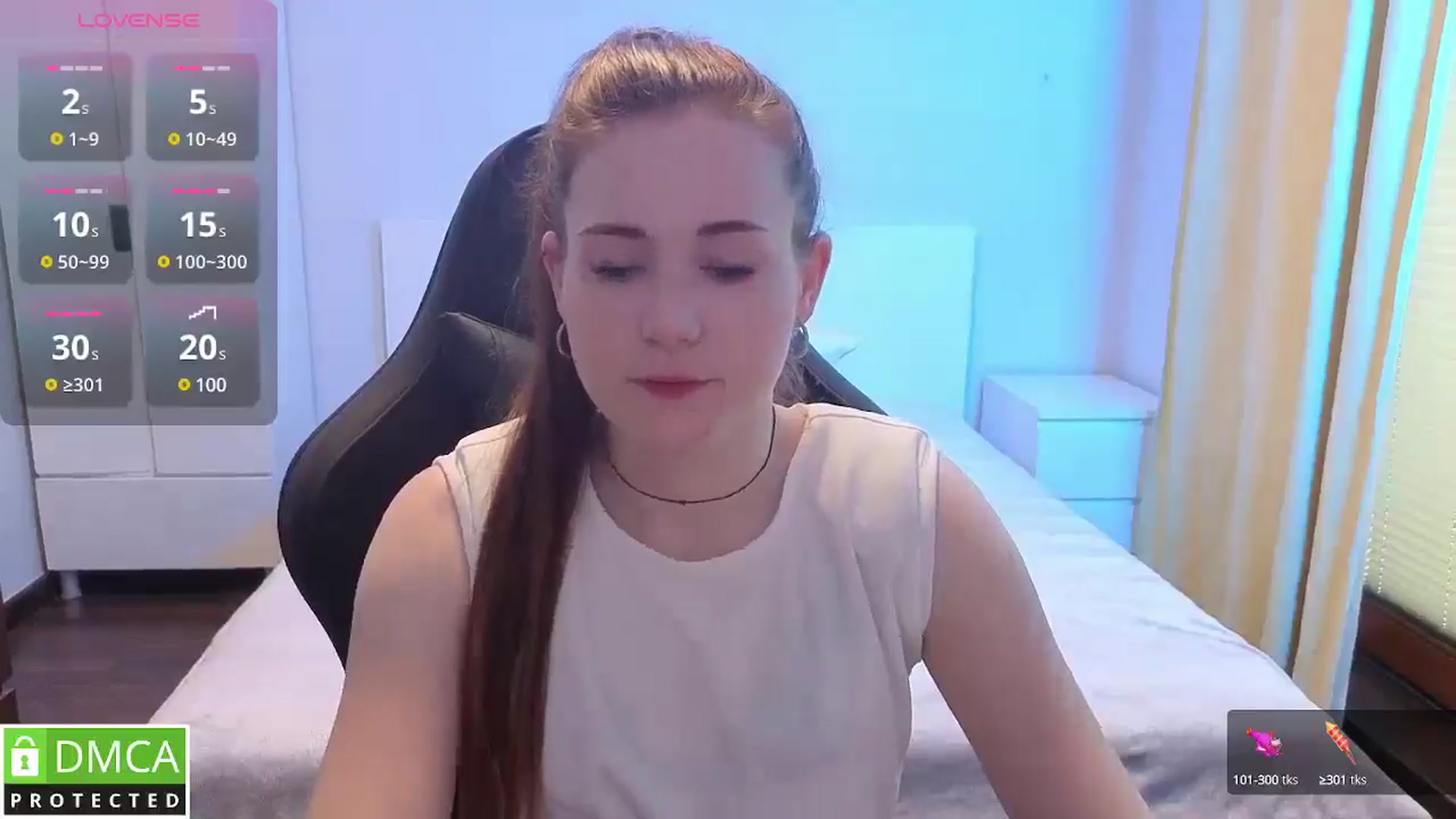 Gallery image thumbnail from Mary_Moonn's myfreecams stream on, 08/02/2025, 12:43 image 3 of 20
