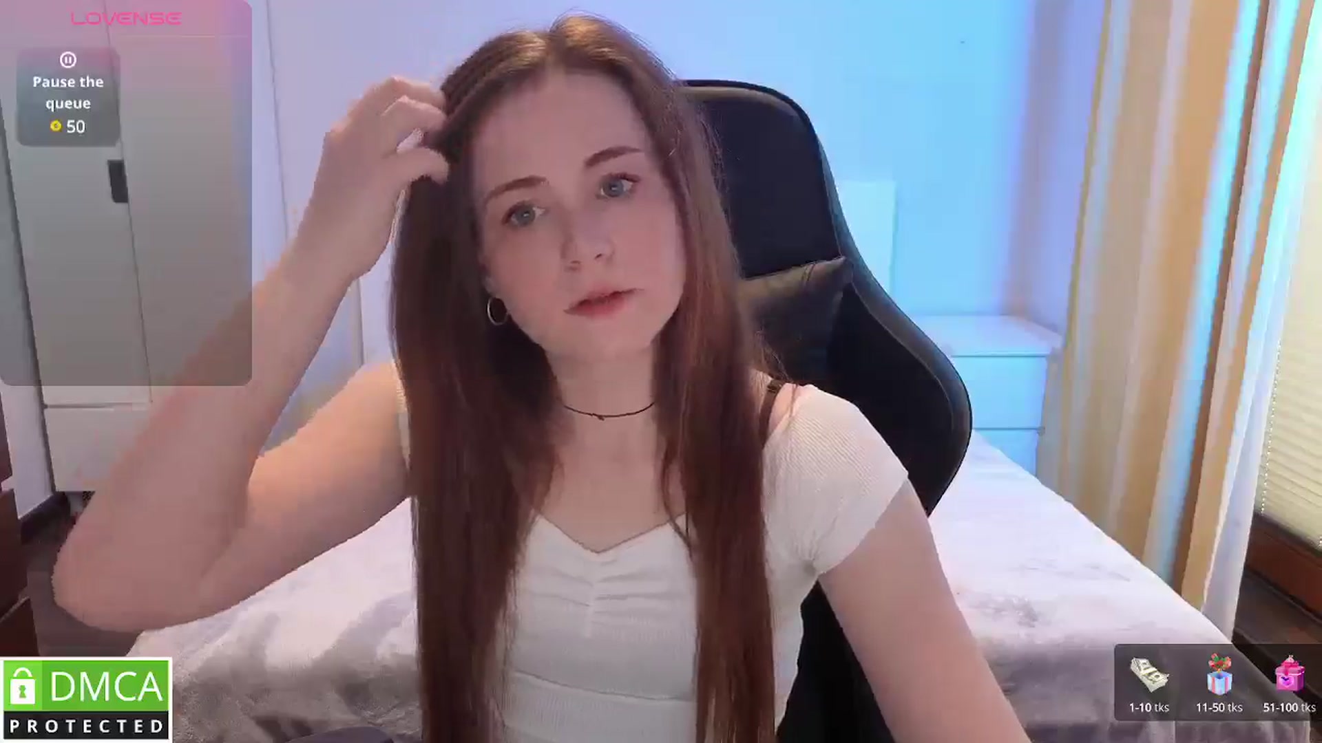 Gallery image thumbnail from Mary_Moonn's myfreecams stream on, 08/07/2025, 14:04 image 12 of 20