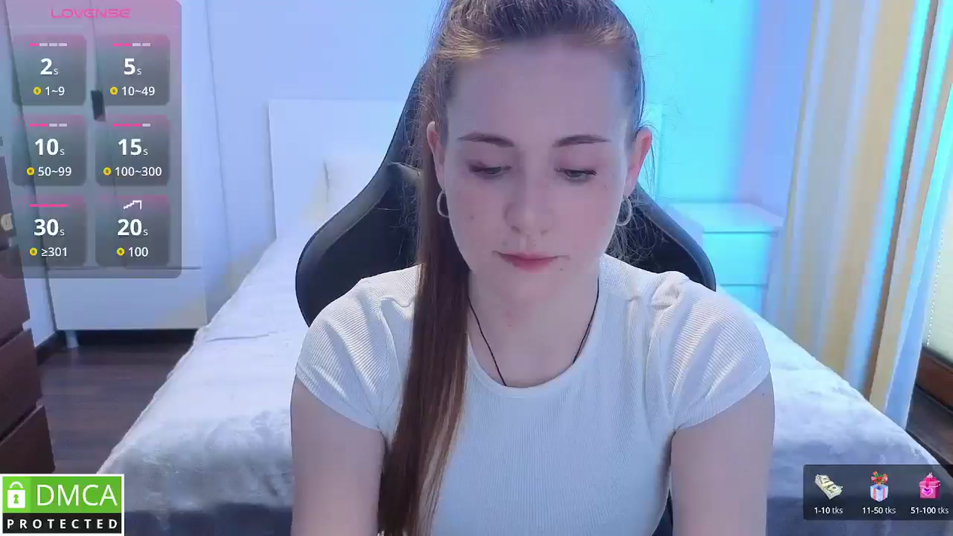 Gallery image thumbnail from Mary_Moonn's myfreecams stream on, 08/09/2025, 13:20 image 18 of 20