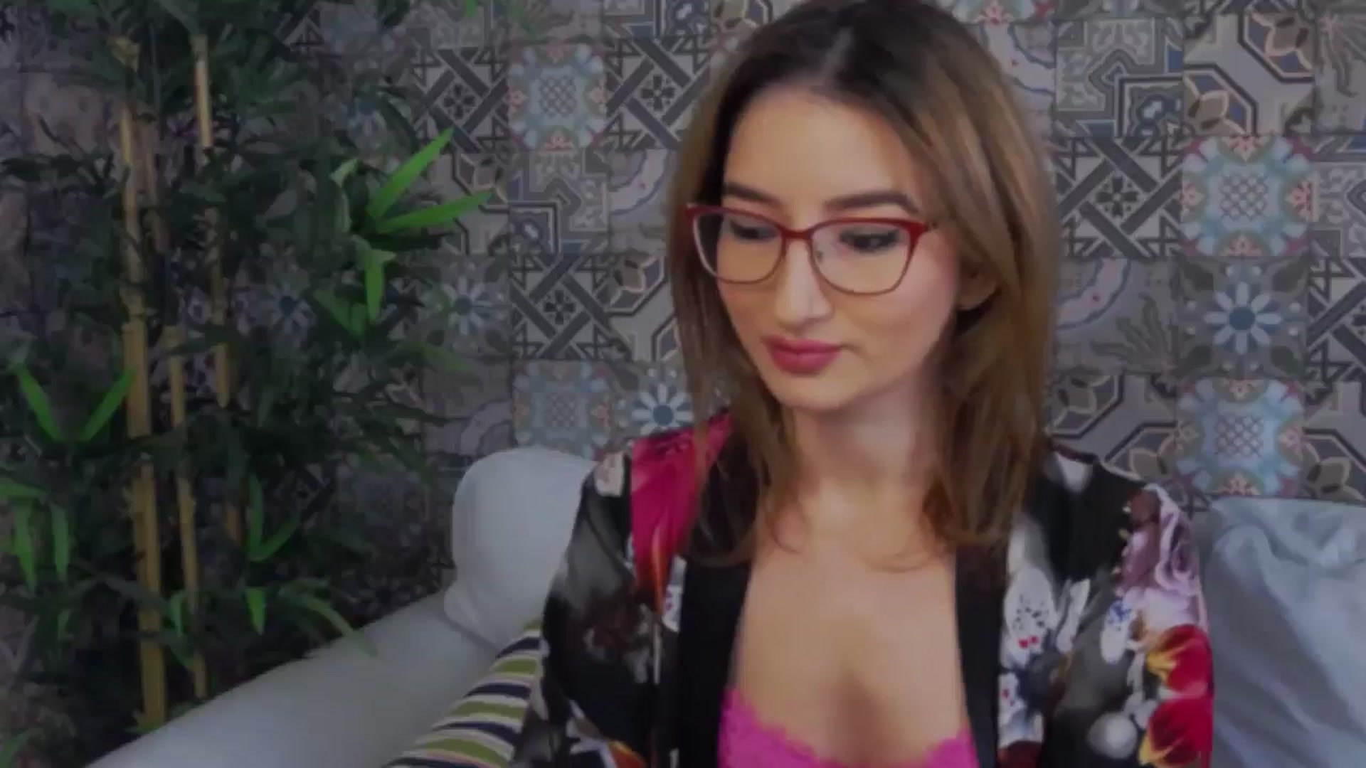 Gallery image thumbnail from Mary_Night's myfreecams stream on, 10/21/2024, 13:03 image 6 of 20