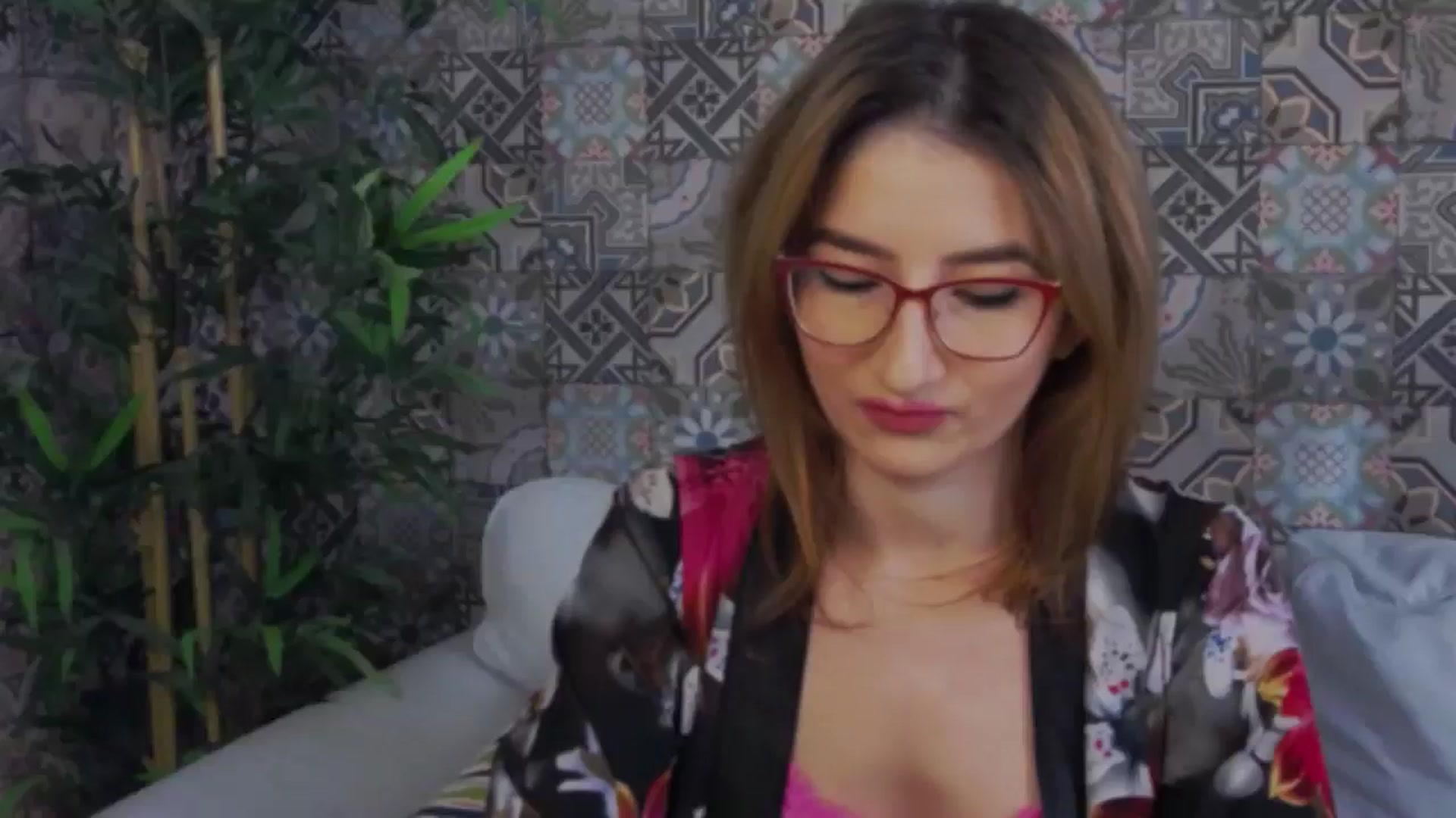 Gallery image thumbnail from Mary_Night's myfreecams stream on, 10/21/2024, 13:03 image 4 of 20