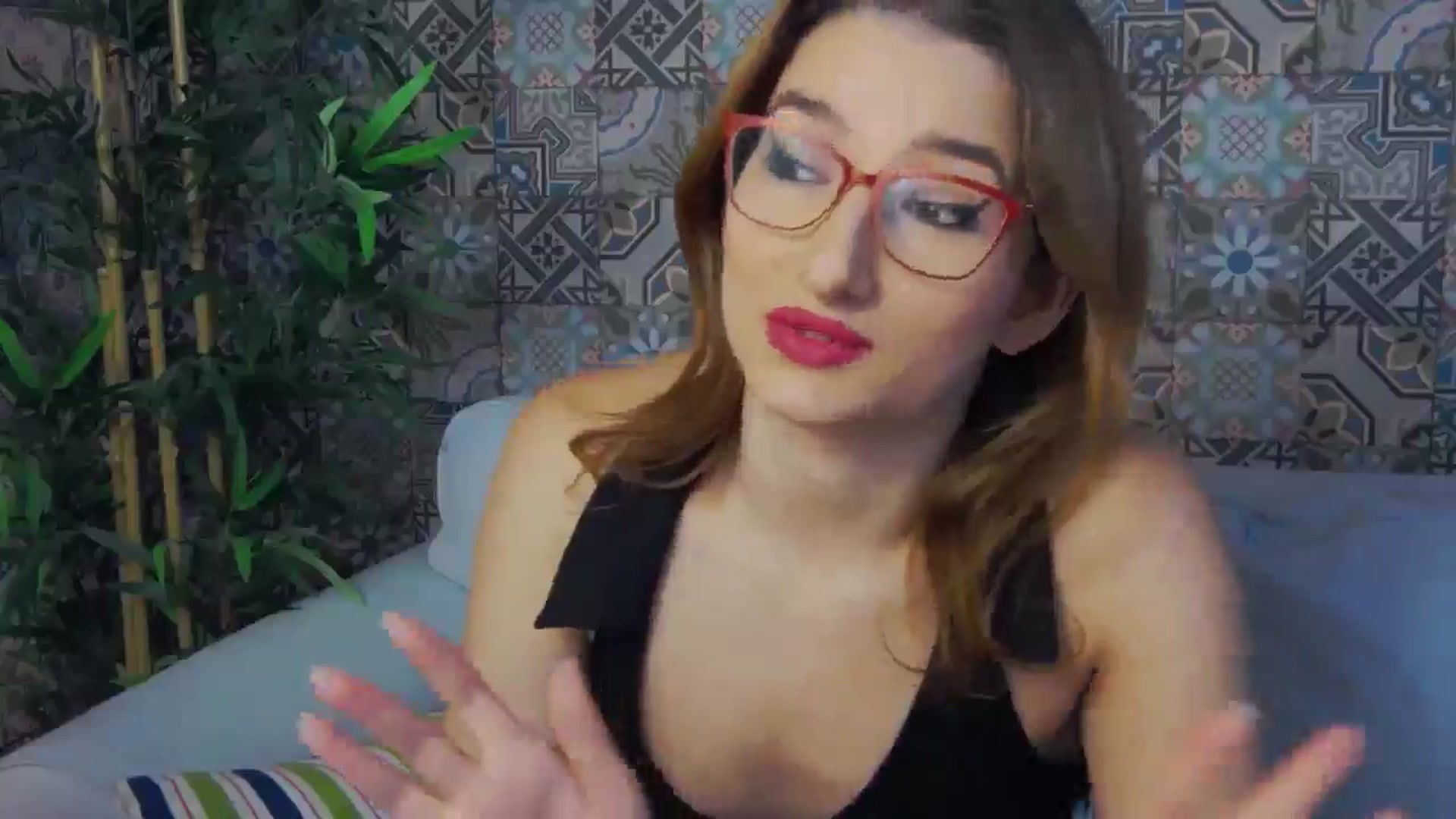Gallery image thumbnail from Mary_Night's myfreecams stream on, 10/22/2024, 14:00 image 20 of 20
