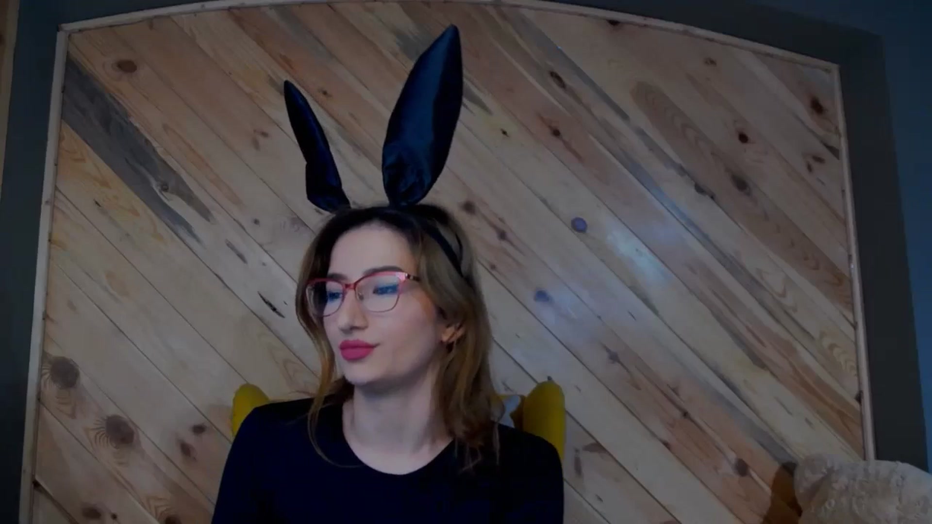 Gallery image thumbnail from Mary_Night's myfreecams stream on, 10/24/2024, 14:36 image 13 of 20