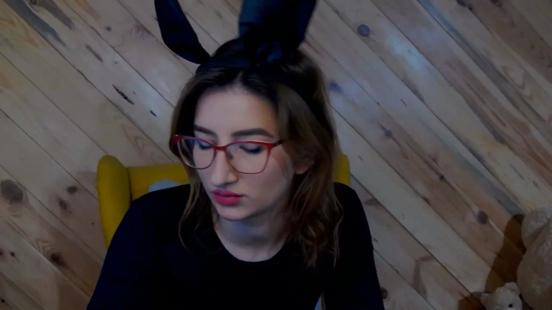 Gallery image thumbnail from Mary_Night's myfreecams stream on, 10/24/2024, 14:36 image 18 of 20